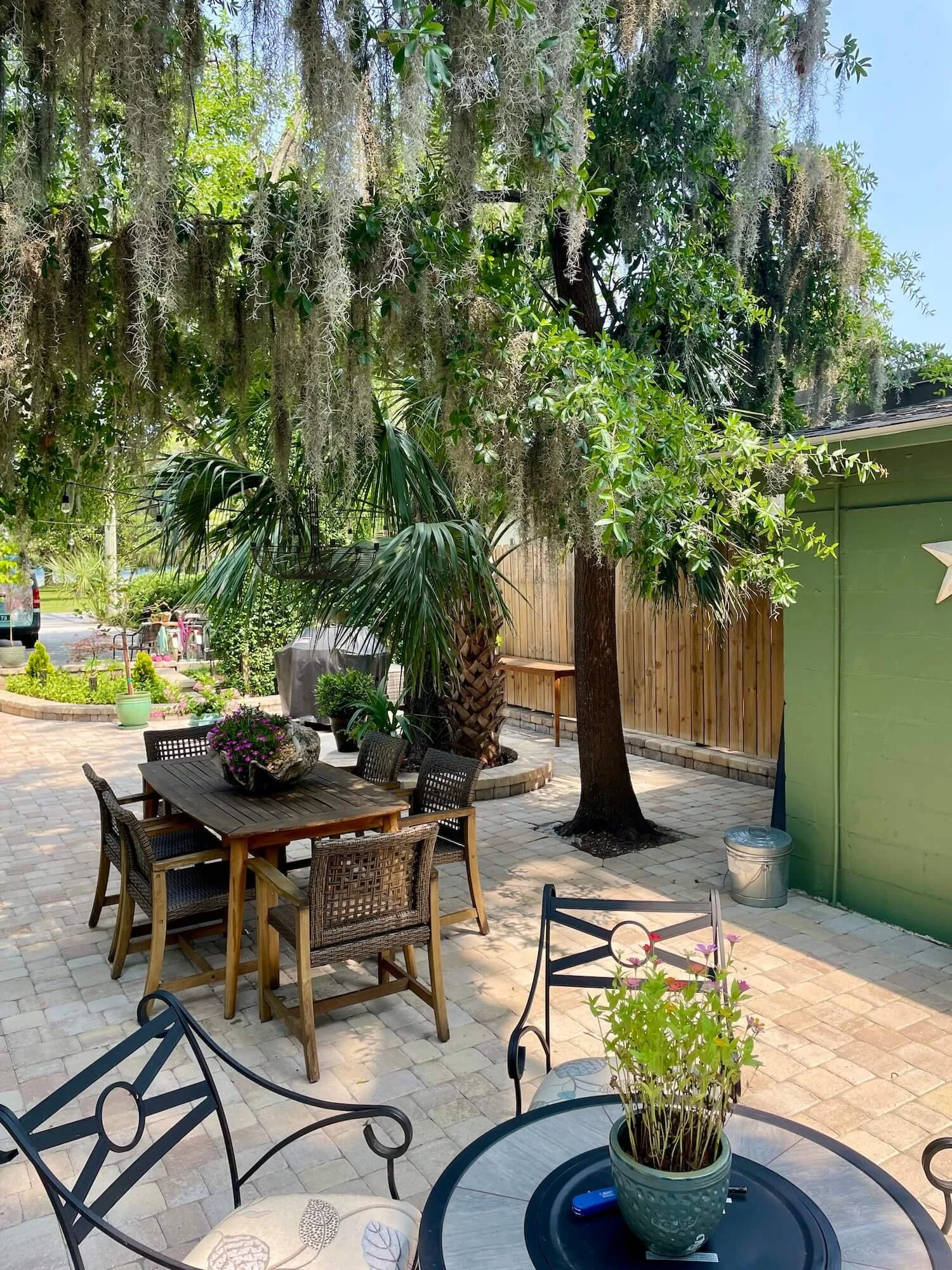 magnolia-court-studio-patio (1).jpeg