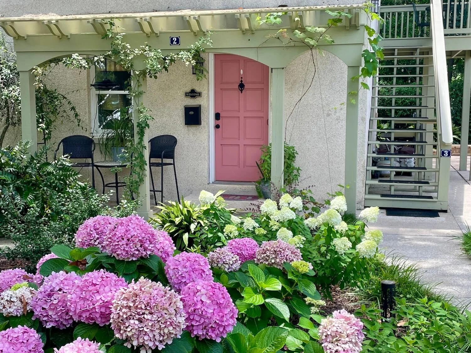 Rose Suite one bedroom vacation suite in Beaufort South Carolina