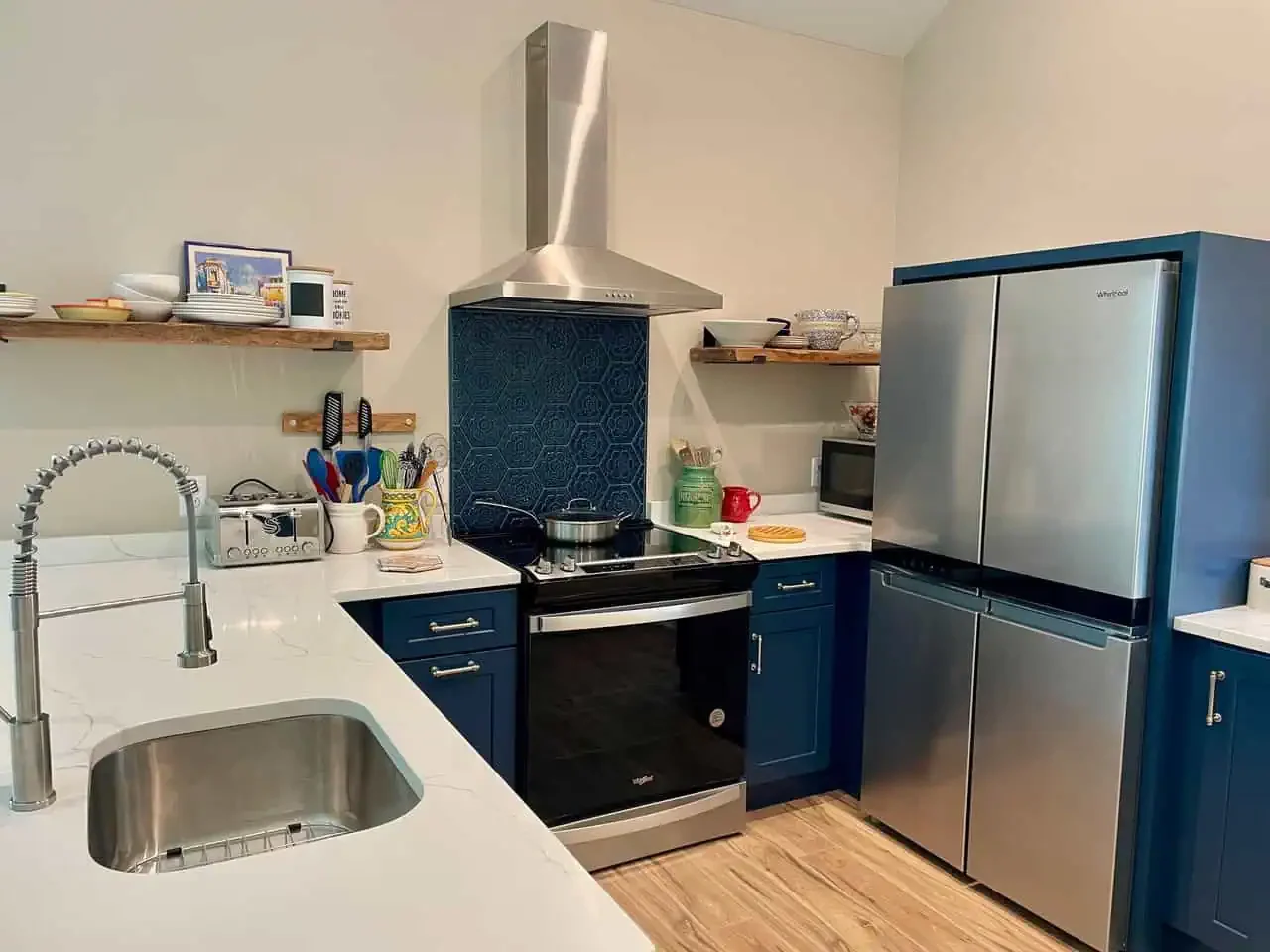Palm Cottage kitchen