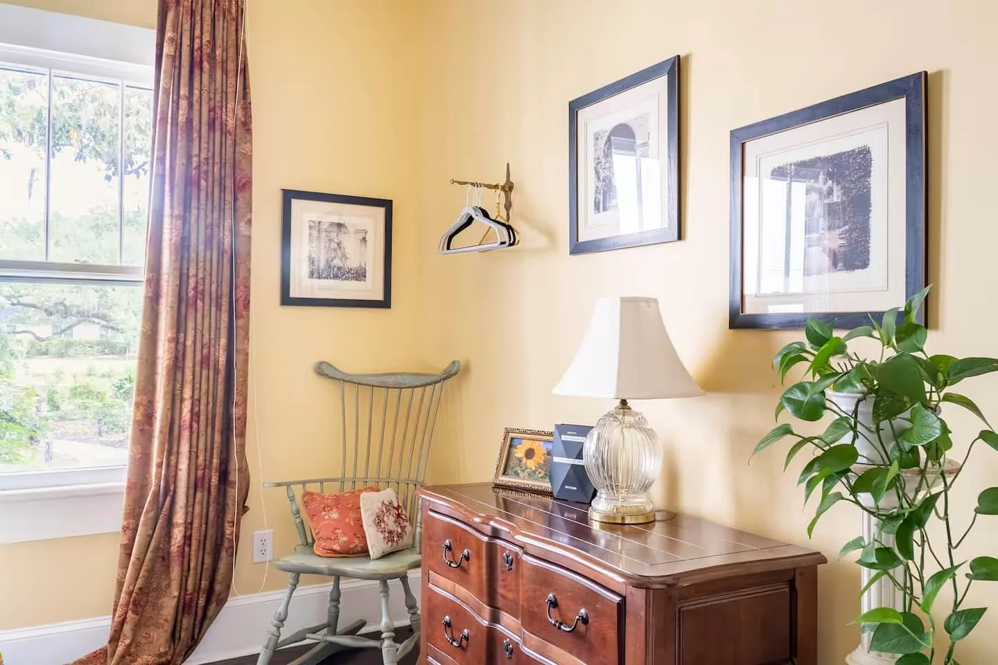 craftsman-cottage-magnolia-court-suites-beaufort-1000120.jpeg