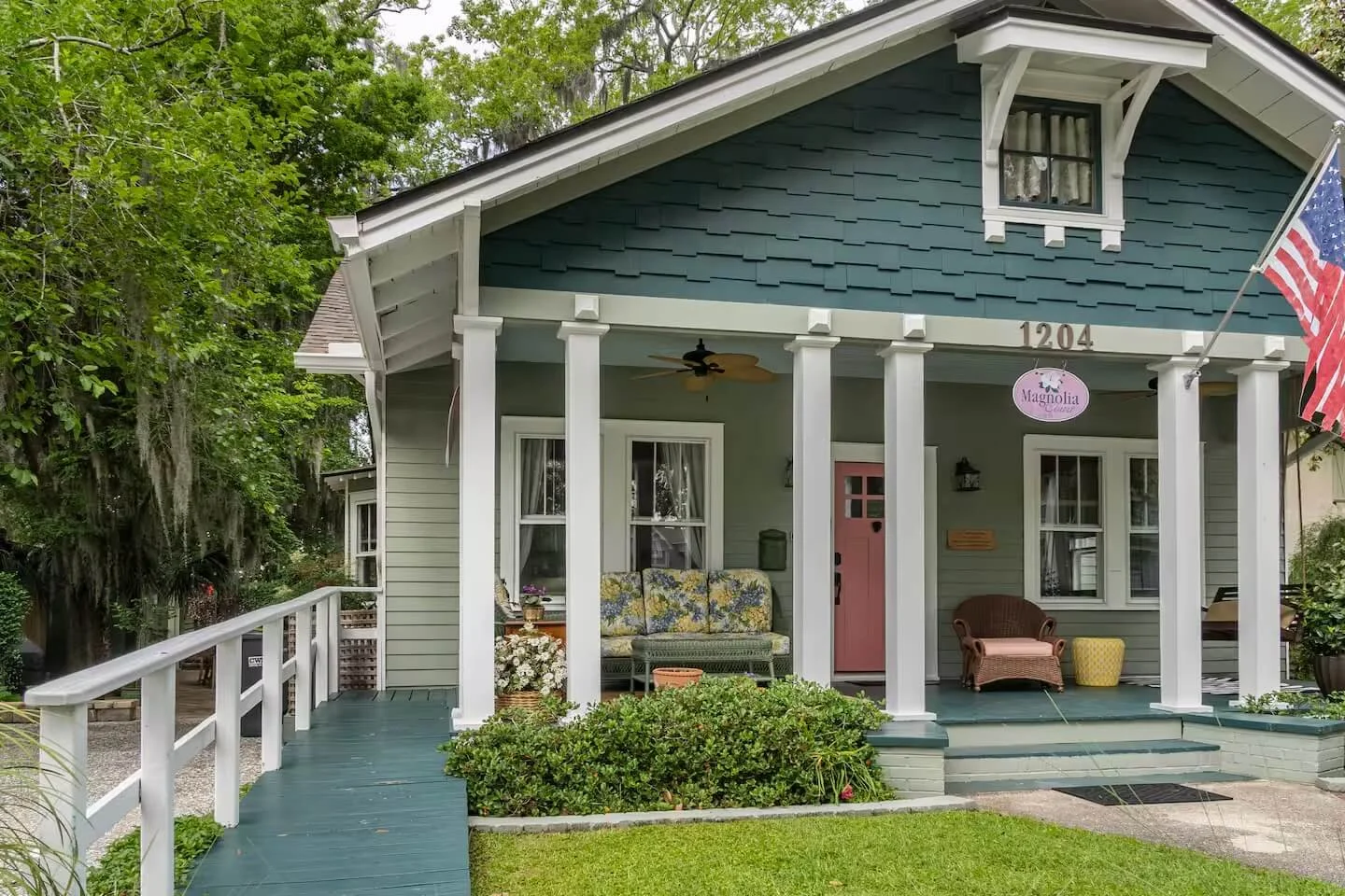 craftsman-cottage-magnolia-court-suites-beaufort-1000126.jpeg