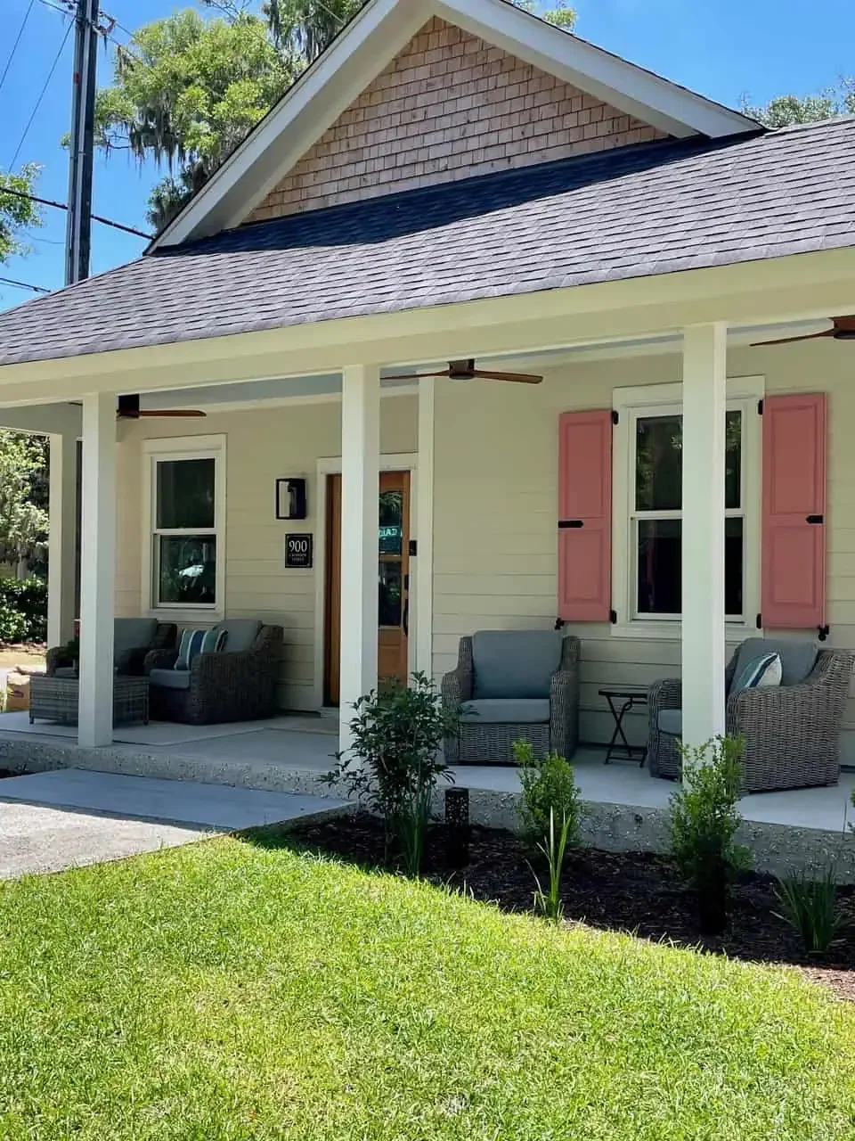 Palm Cottage front porch 