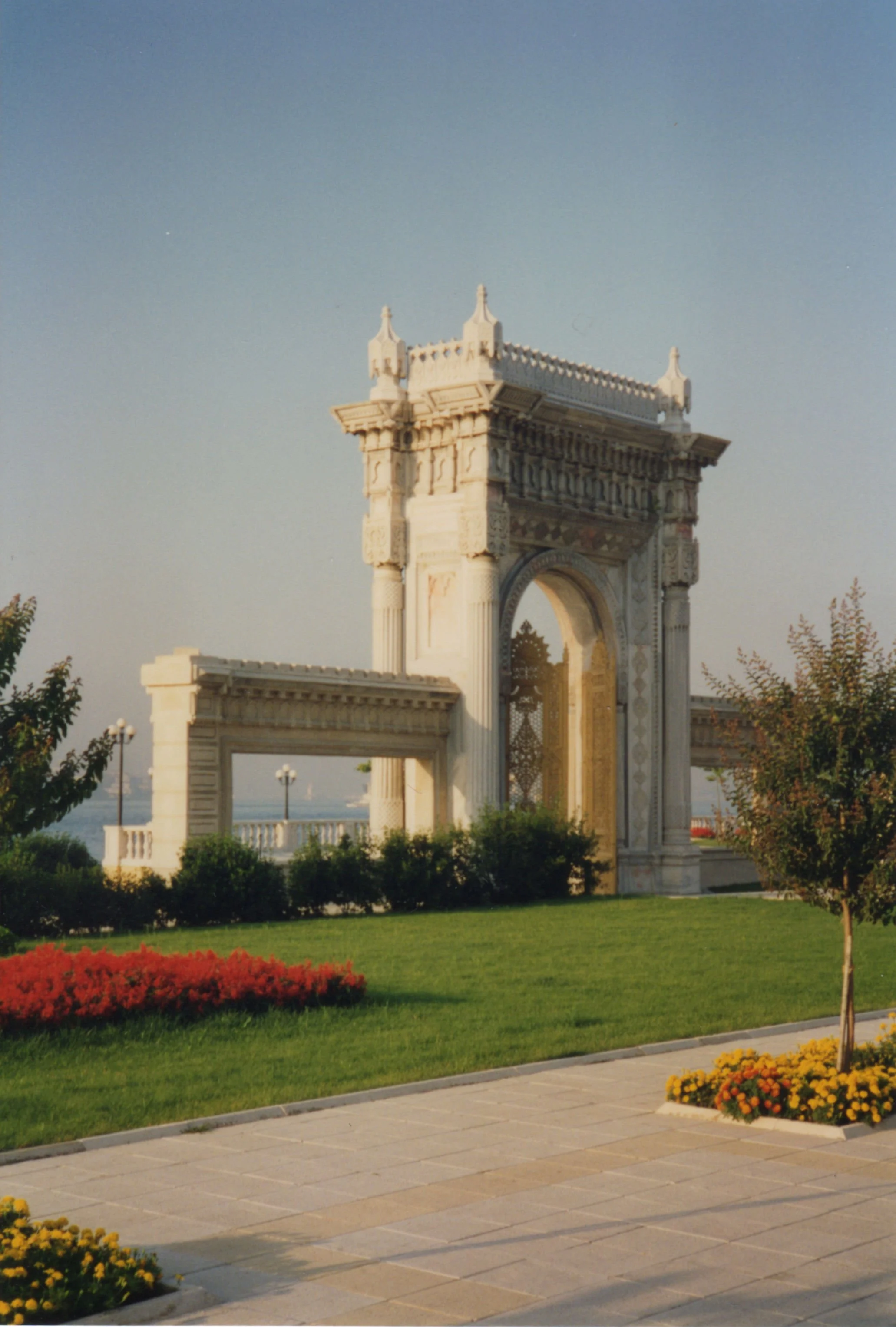 JR Seeger Istanbul in the 20th Century3.JPG