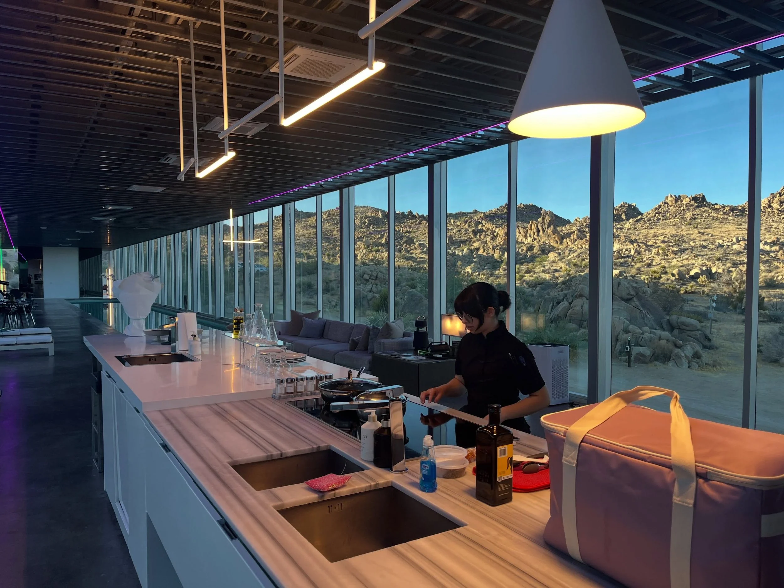 Celebrate, relax, and leave the cooking to me. Beautiful views and delicious bites await. ✨

#PrivateChef #PalmSpringsChef #LuxuryDining #InHomeDining #chefdayana