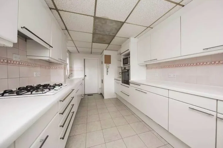Swipe to see the transformation ➡️

We can help you reimagine your space and complete the works to the high quality finish you expect ✅