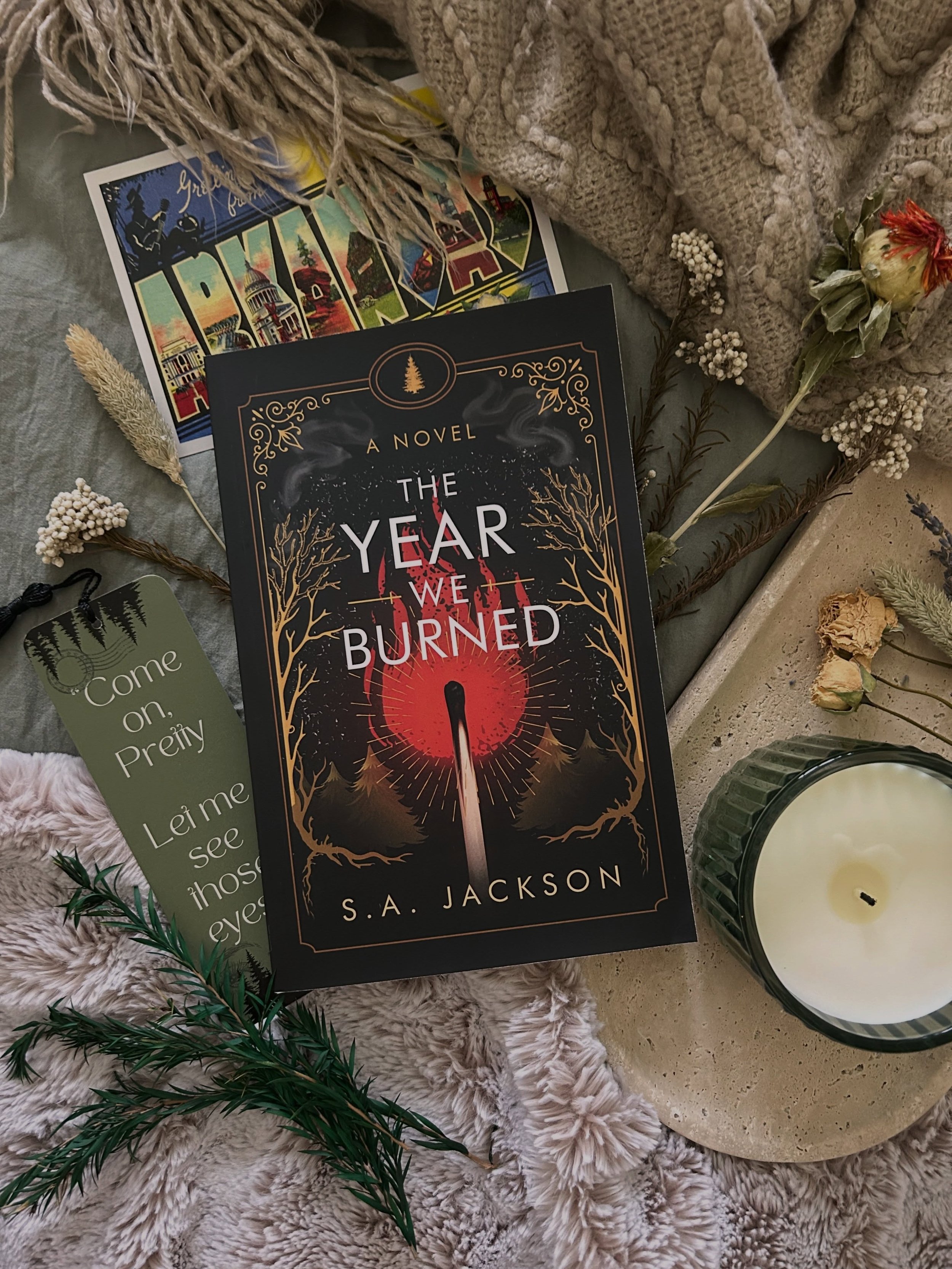 &ldquo;Come on, Pretty. Let me see those eyes.&rdquo;

Have you picked up your copy of this 5 Star southern gothic dark romance&mdash;with a body count? 😏

It&rsquo;s the perfect read to kick off summer! Click the link in my bio to order ❤️&zwj;🔥

