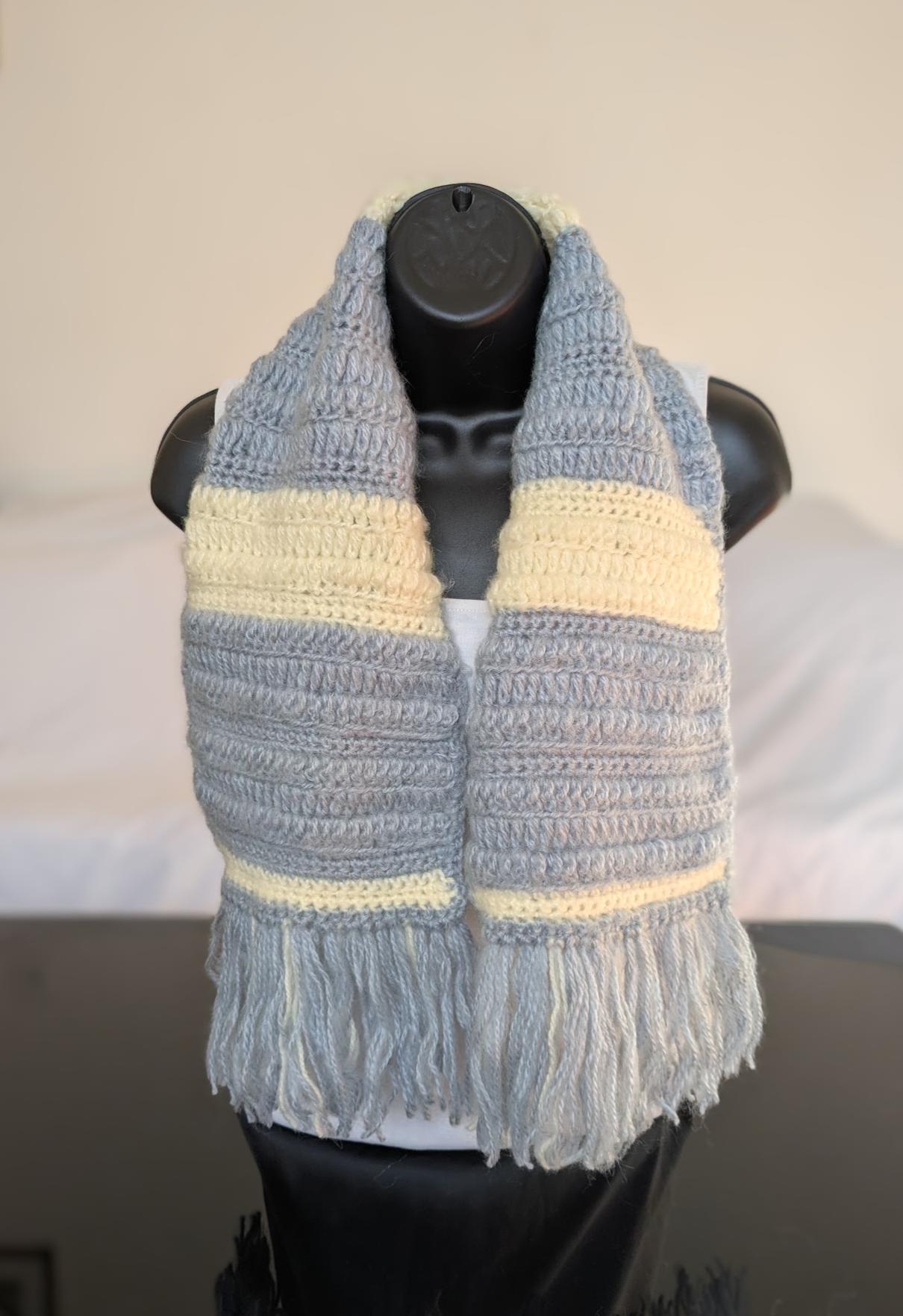 Pale lilac and cream chunky stitch scarf