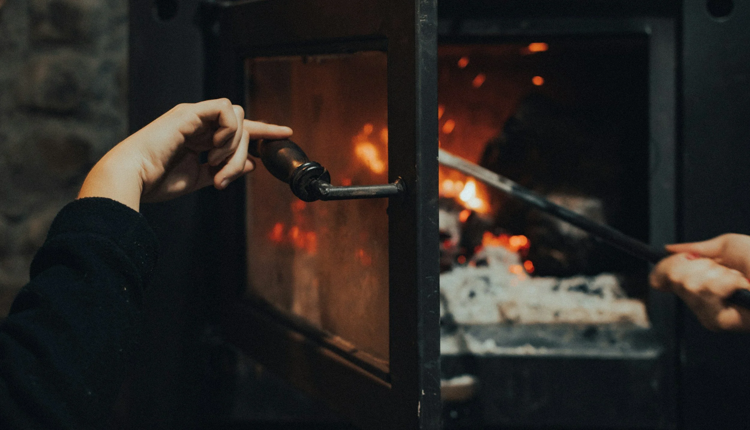 Fireplace Cleaning vs. Fireplace Servicing: What's the Difference?