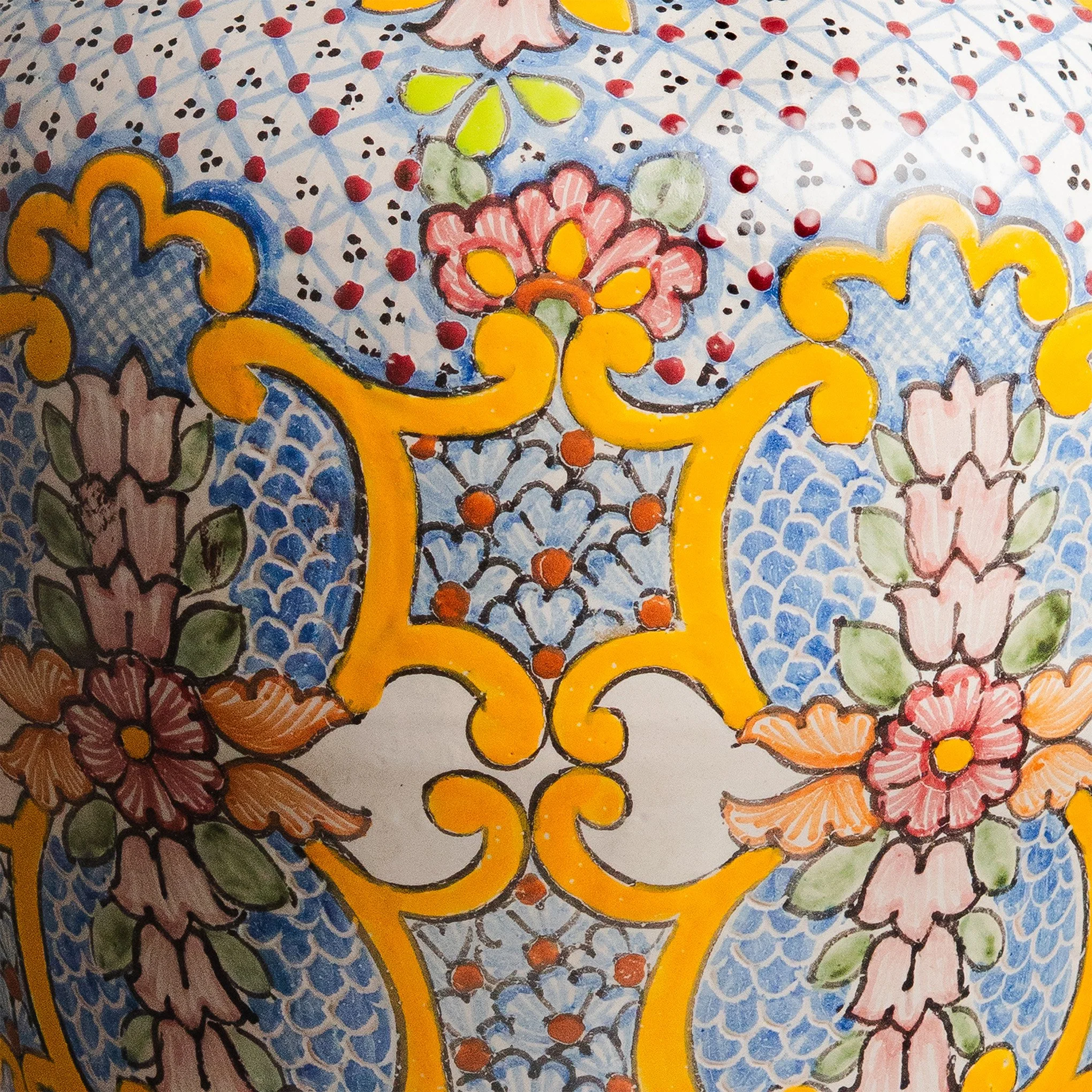 Diseño de cerámica Colonial floreado