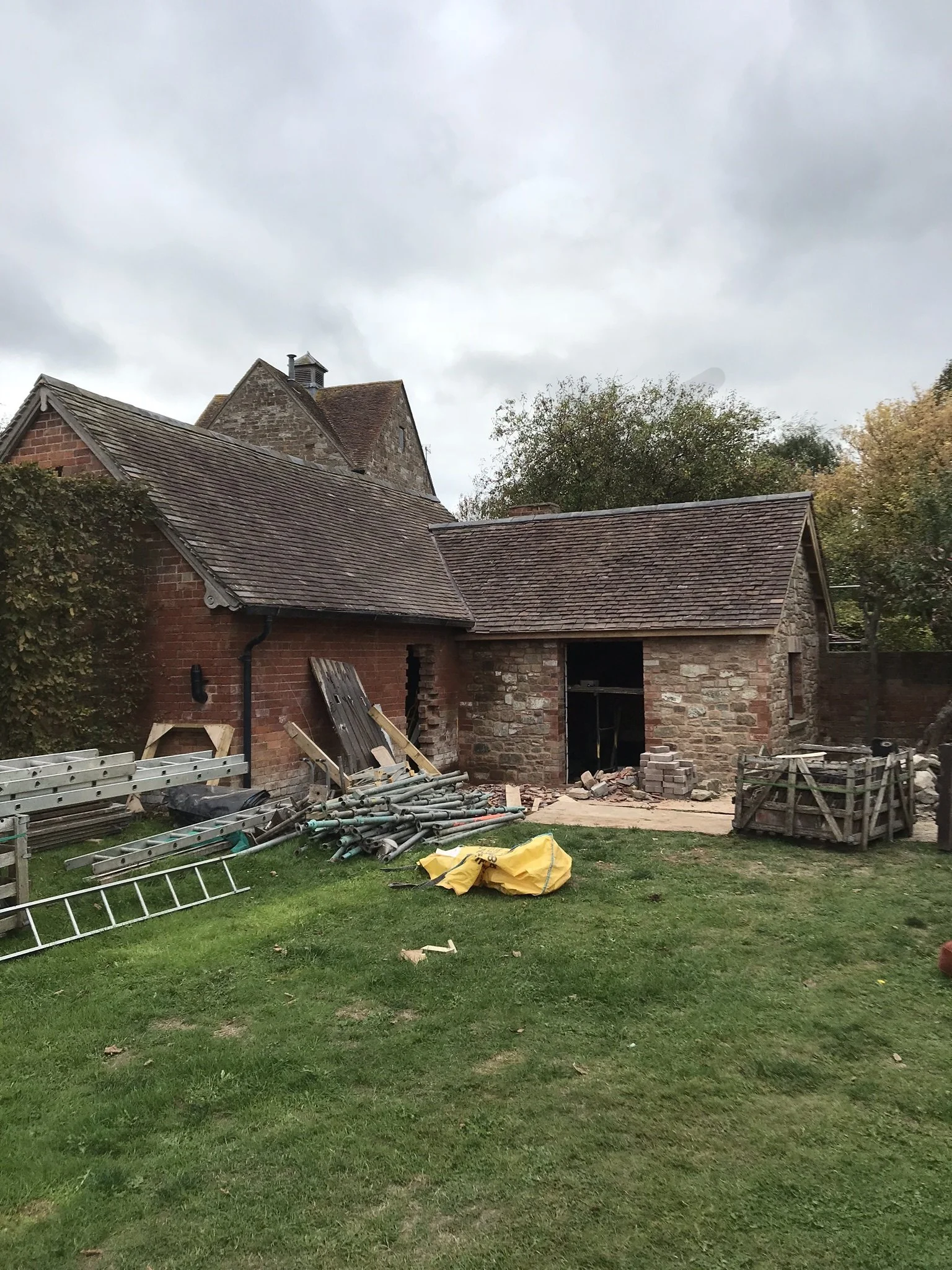 Newbuild stone extension