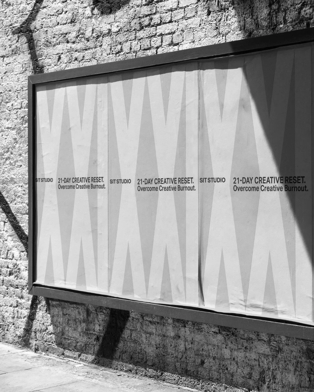 The 21-DAY RESET is designed to create space for your own ideas to evolve.

Not to follow someone else&rsquo;s advice on what you should do, but to develop and lead in your own way.

Free from other people&rsquo;s expectations.
Free from systems that