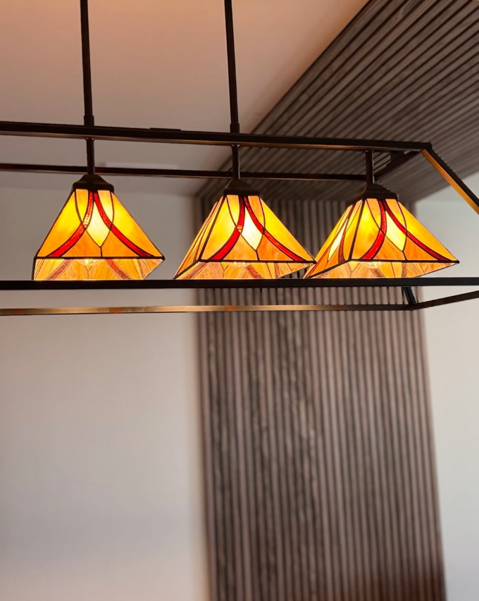 pool table light.png