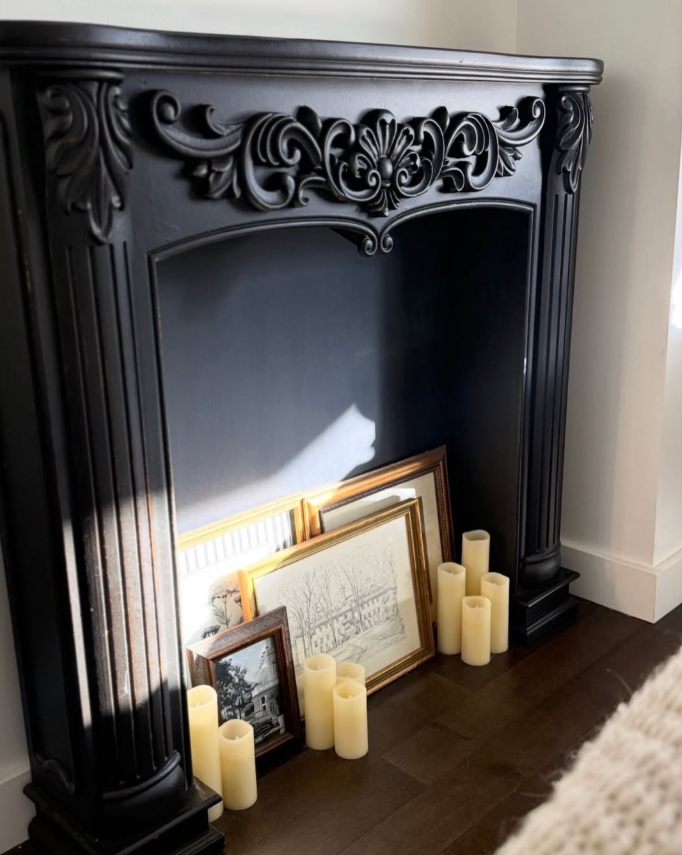 black mantel.png