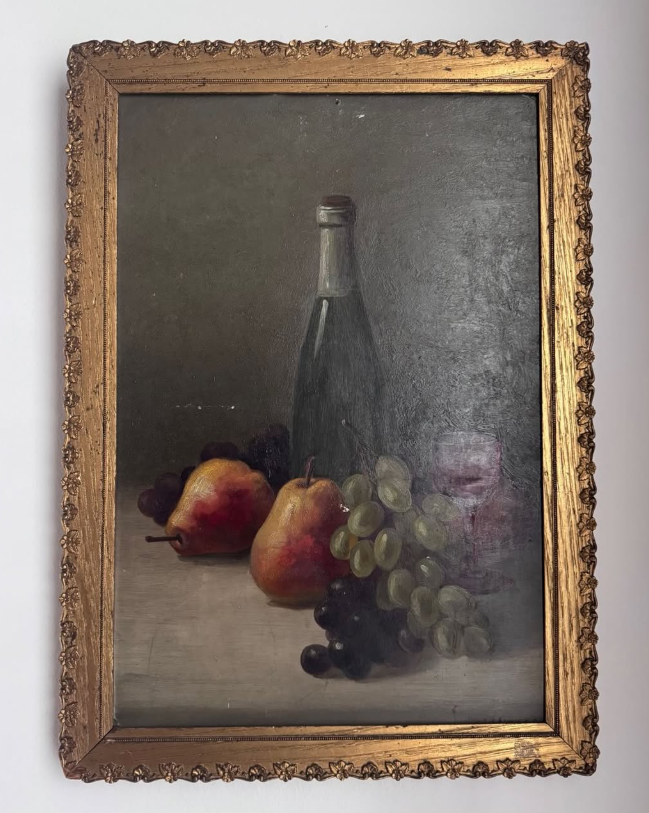 antique oil painting.png