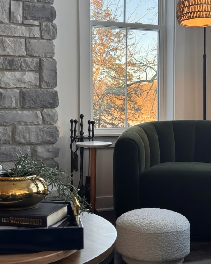 corner chair.png