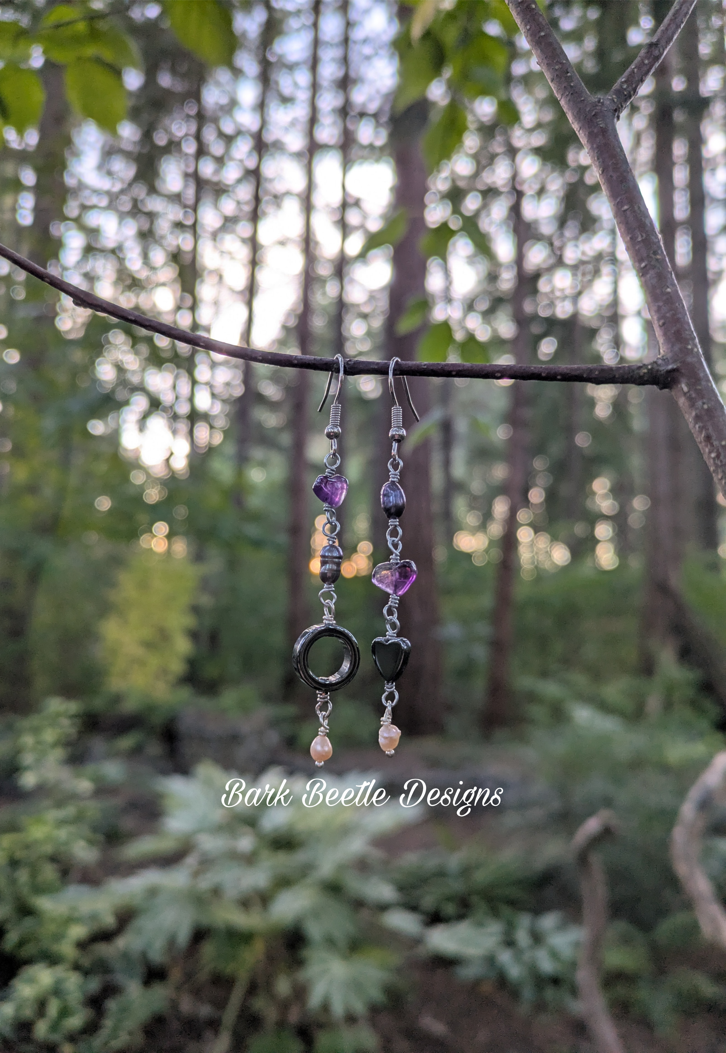 Amythyst hematite pearl earrings.png