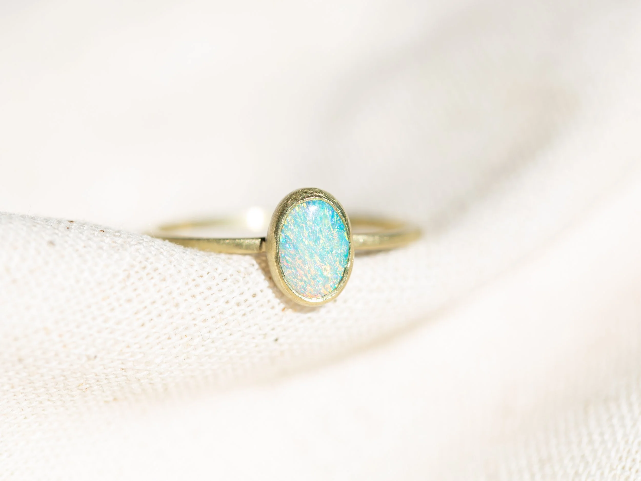 PF009 - 18K-AgPd - Opal 2.jpg