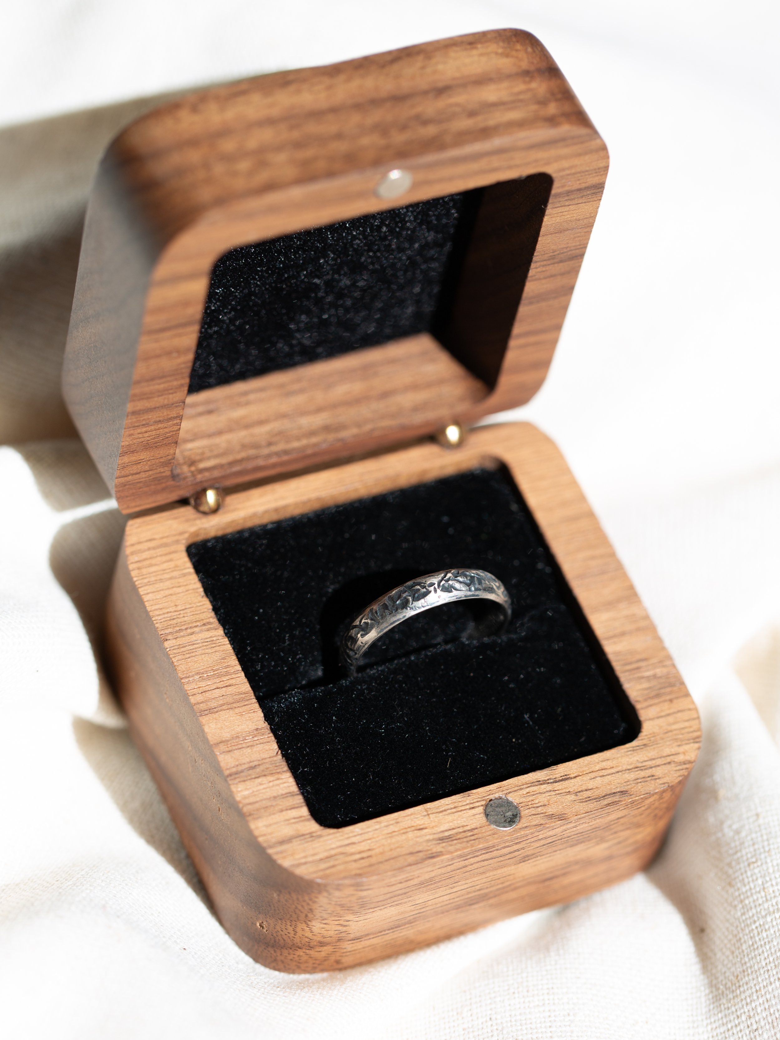 PF004 - AgPd - Textured - Wooden Box.jpg