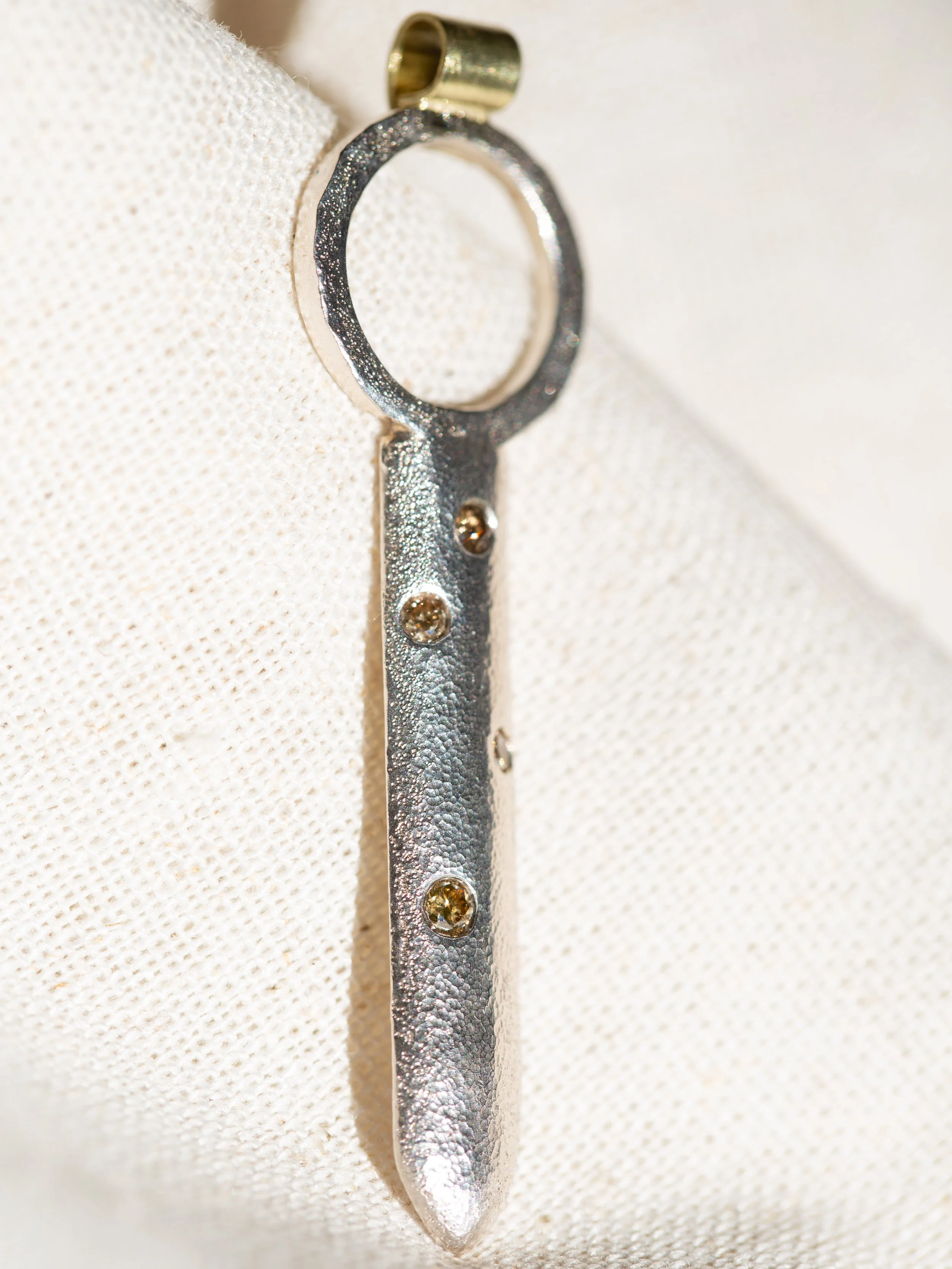 PF012 - AgPd-18K - Diamond Pendant 2.jpg