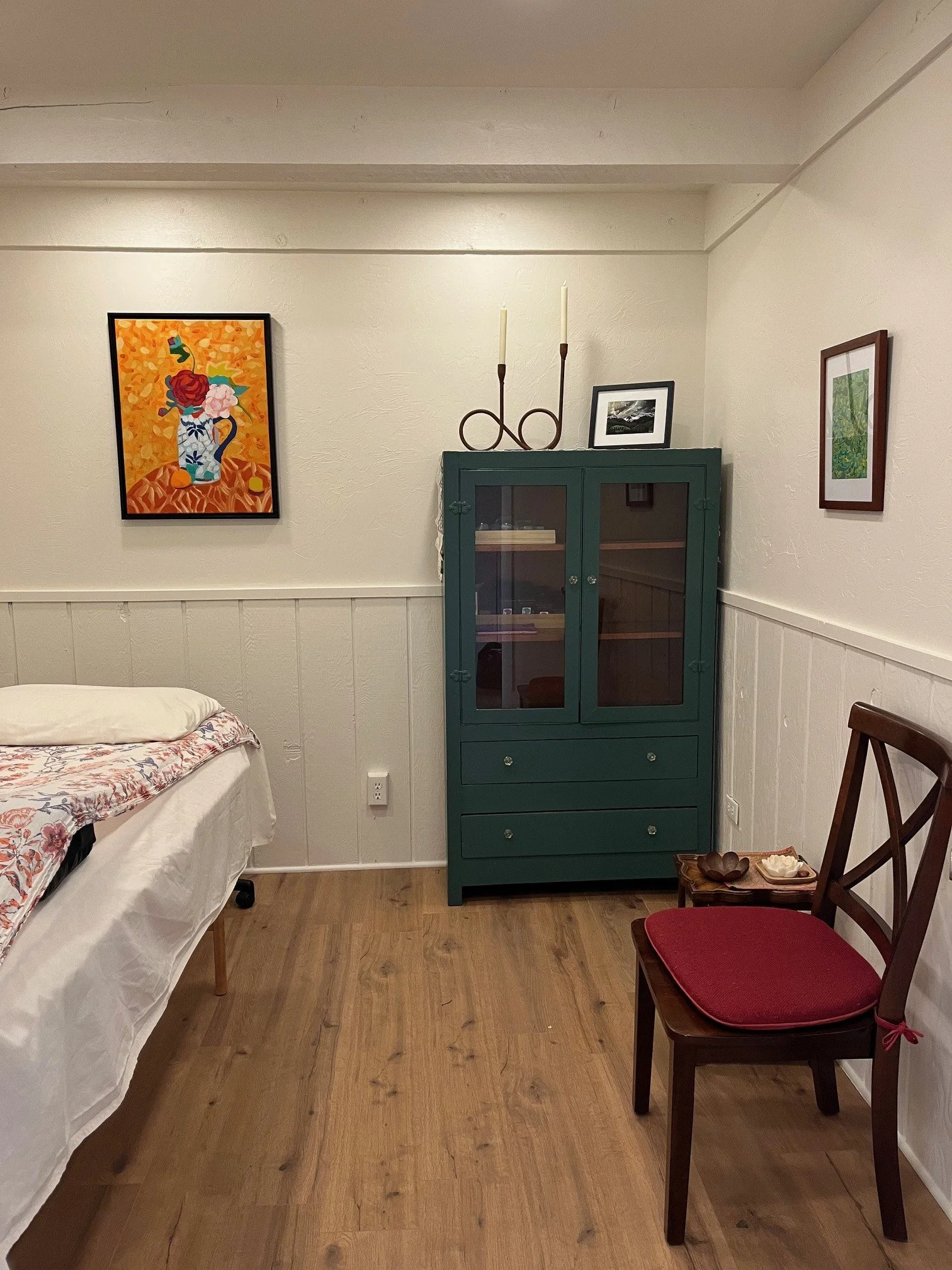 Acupuncture treatment room at Enliven Acupuncture in Mancos, Colorado