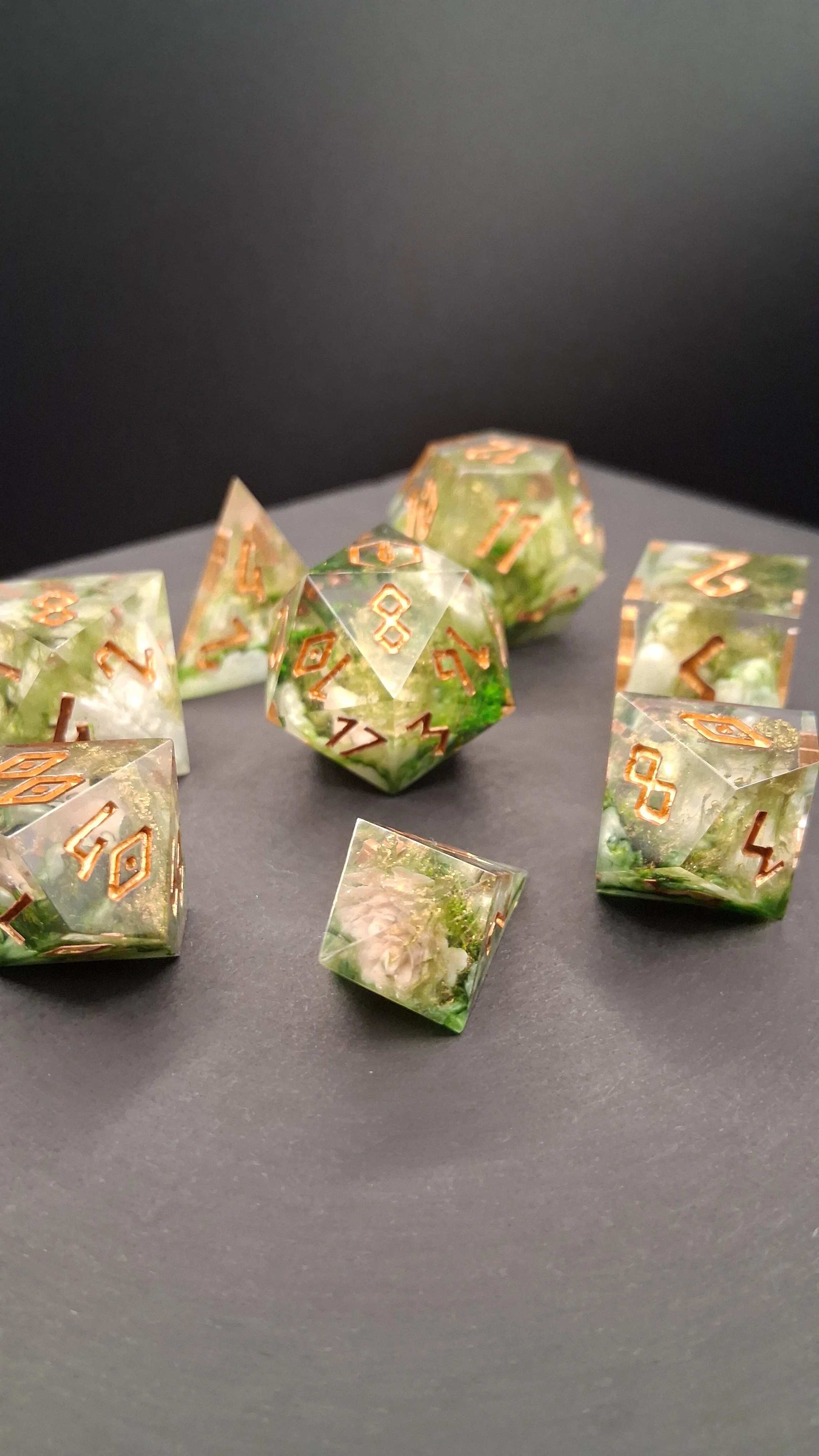 7 Dice Set + Alternate D4