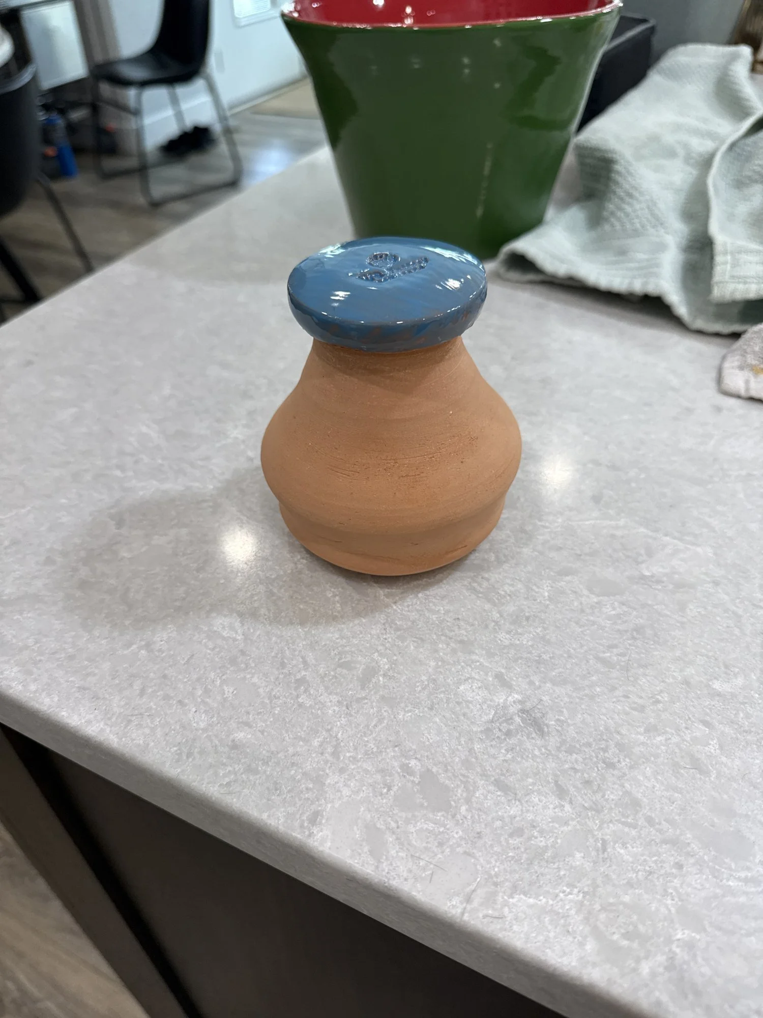 Terracotta olla with blue neck for potted plants, 2025