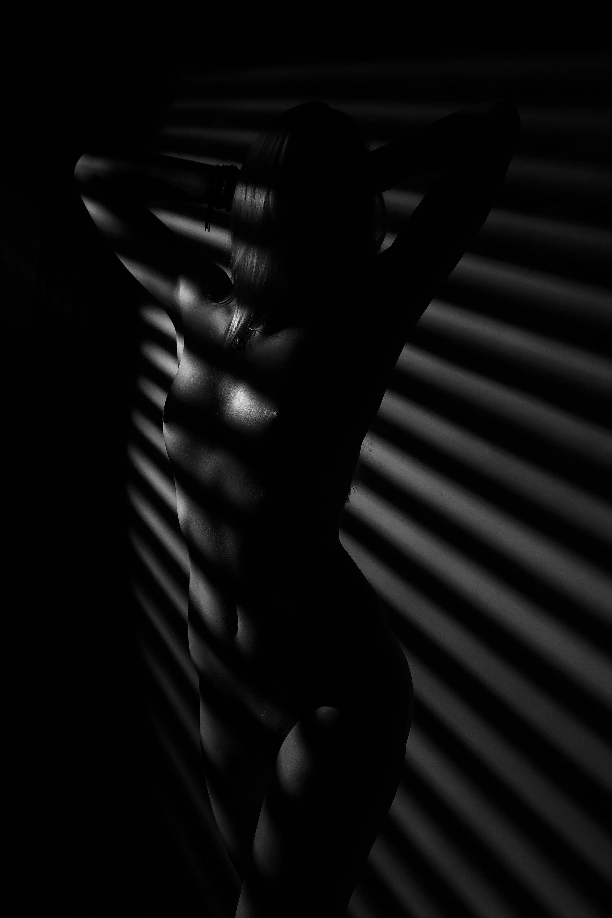 Sophia-Kristina Sud_twime02_125-126_2.jpg