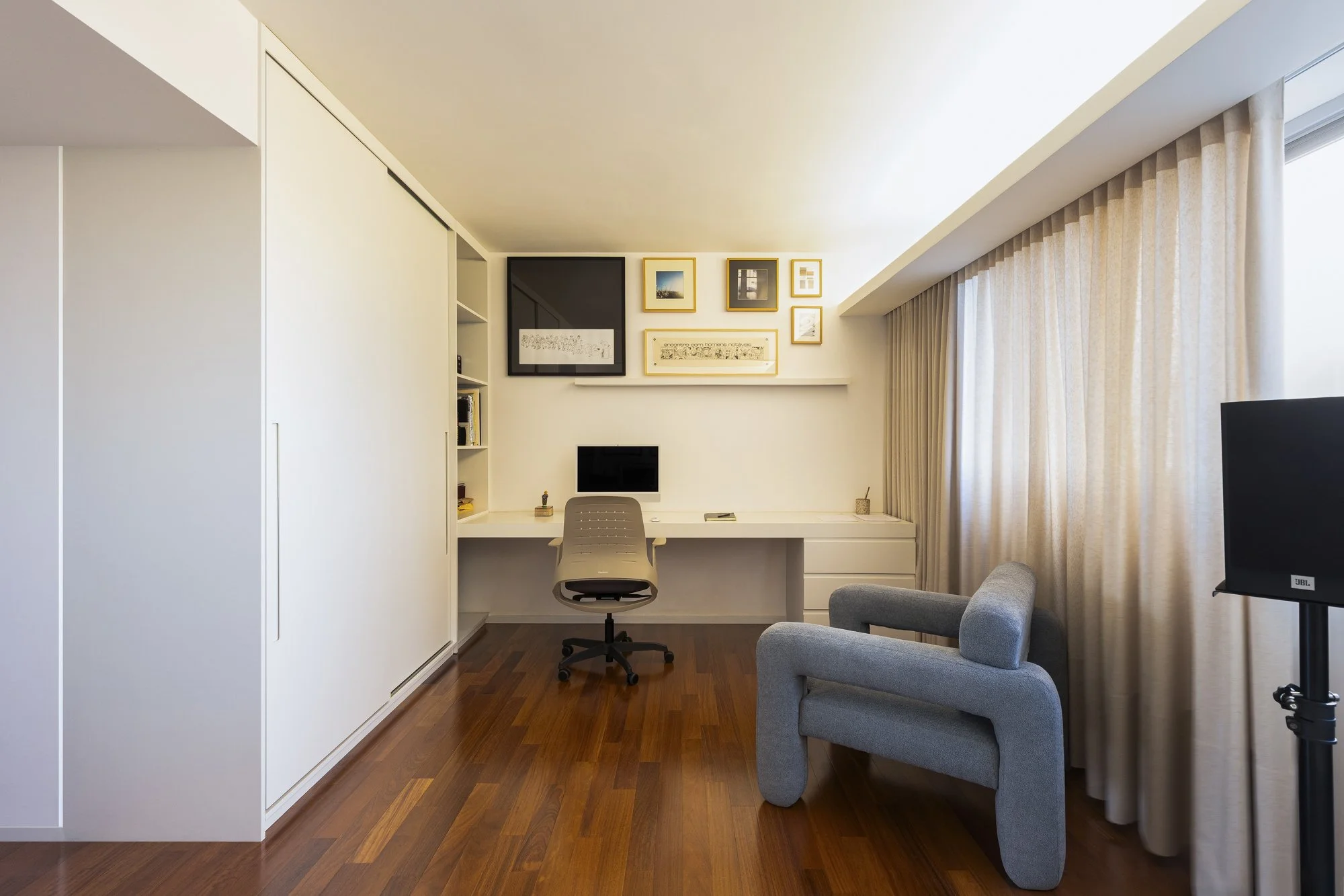 JVS_20260818_APARTAMENTO DA PAREDE ARQUEADA_62_2K.jpg