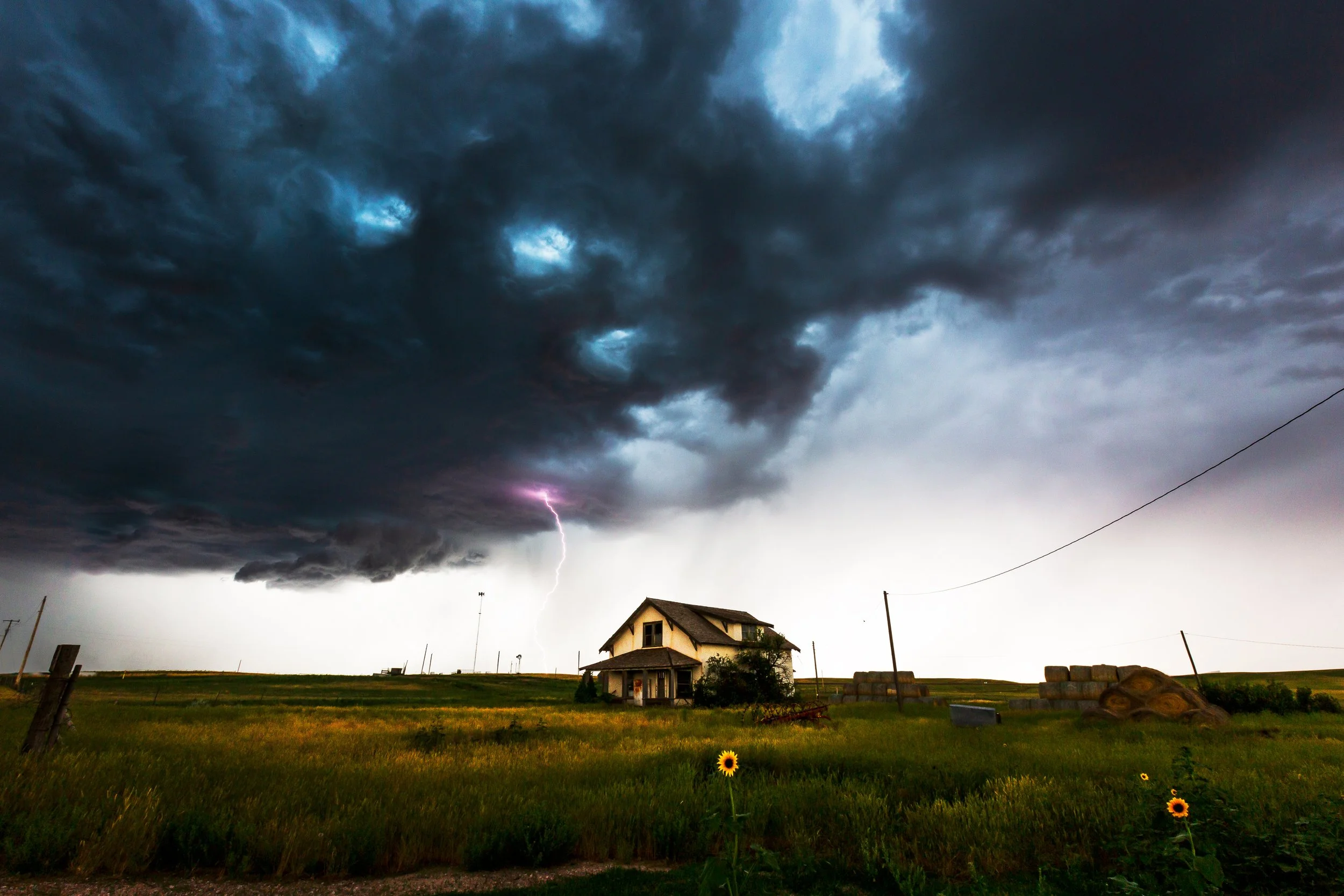 Amber Braxton "Abandoned House in South Dakota"