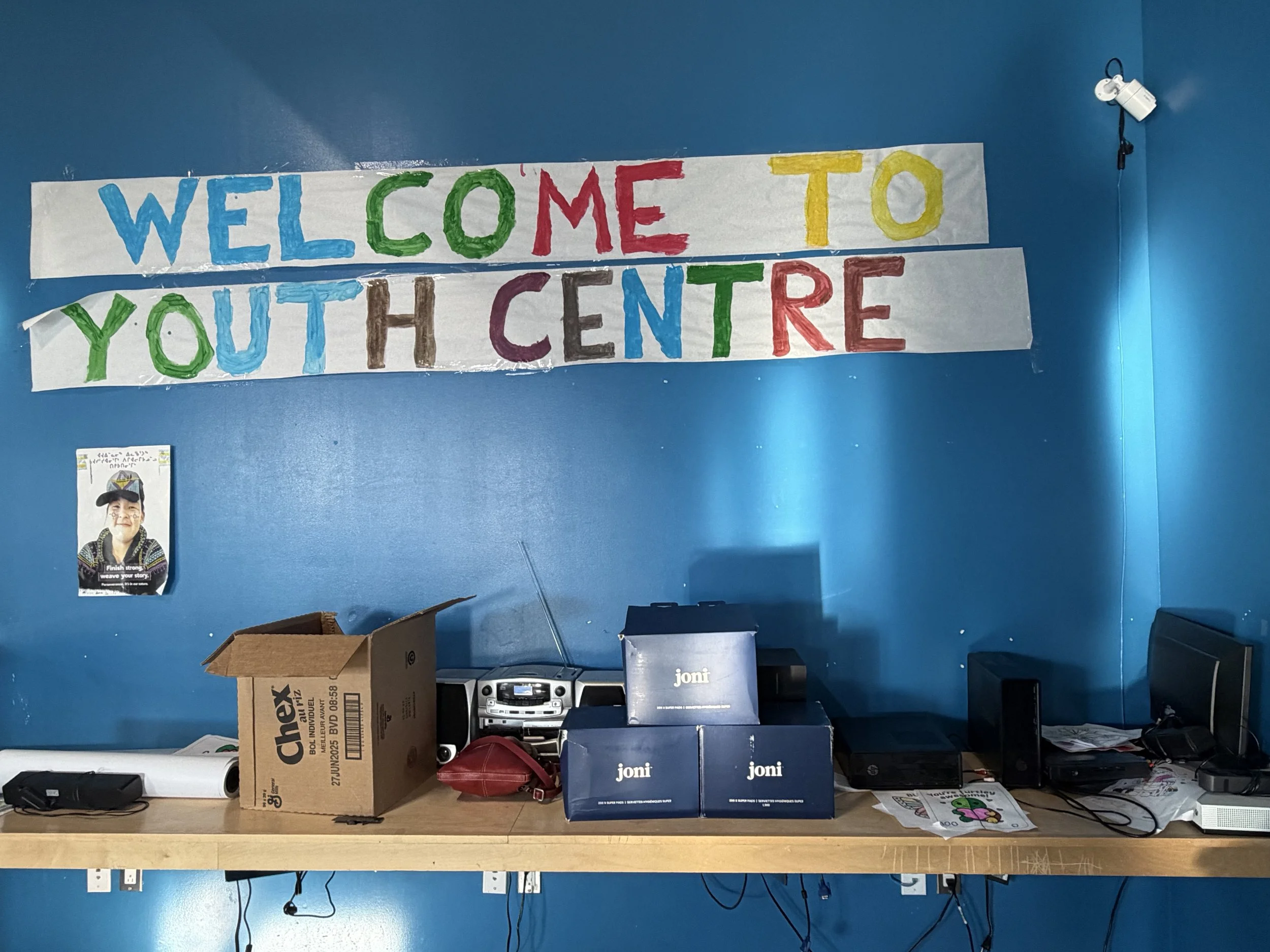 Distribution and menstrual outreach at the Suilaaqivik Youth Centre at Kangirsuk, Nunavik