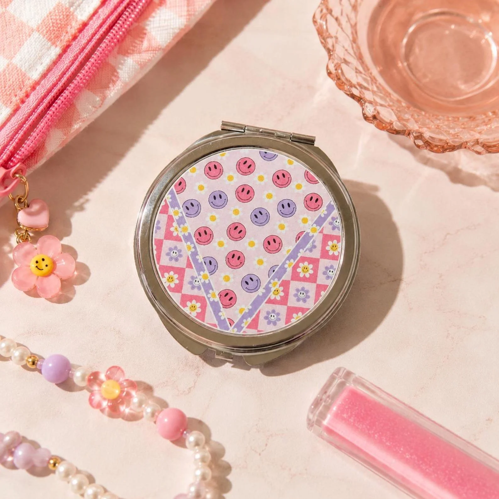 Retro Smiley Face Compact Mirror - Gifts Under 10 - Y2K Compact Mirror - Gift for Her - Gift for Friend