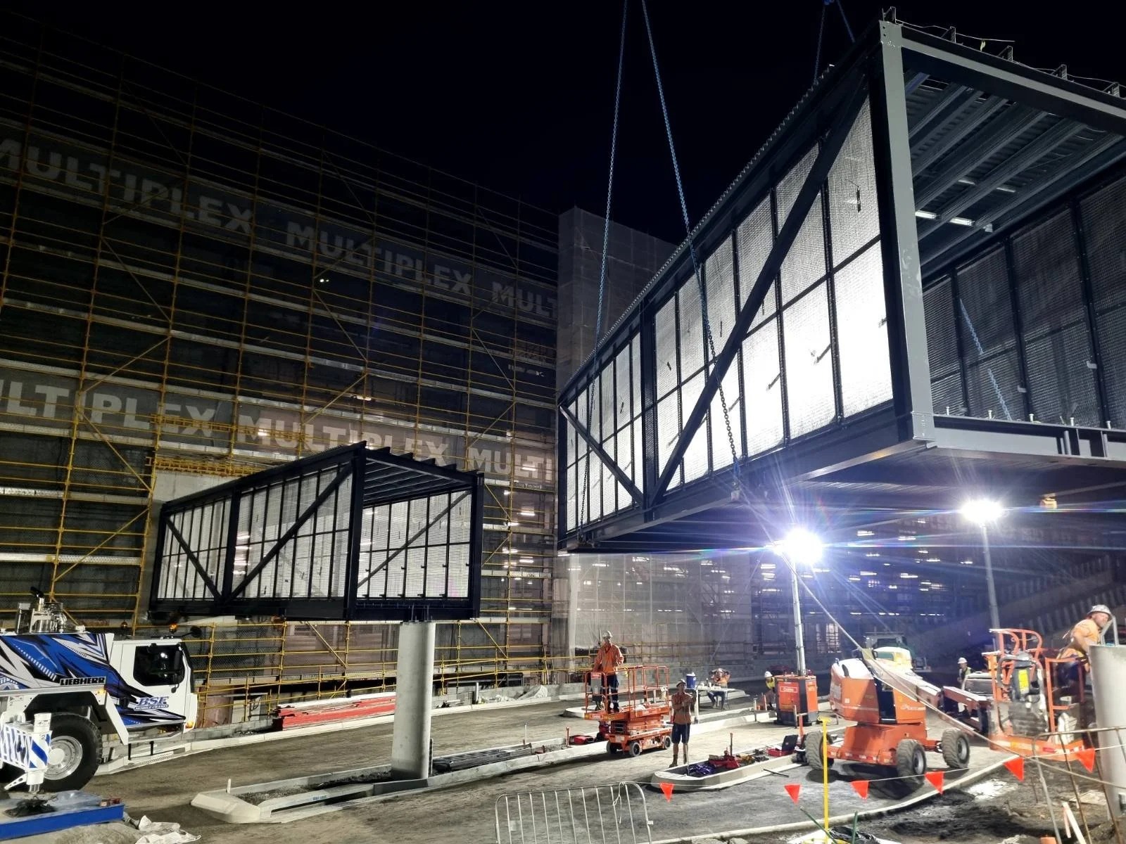 Walk bridge - Chermside hospital.JPG