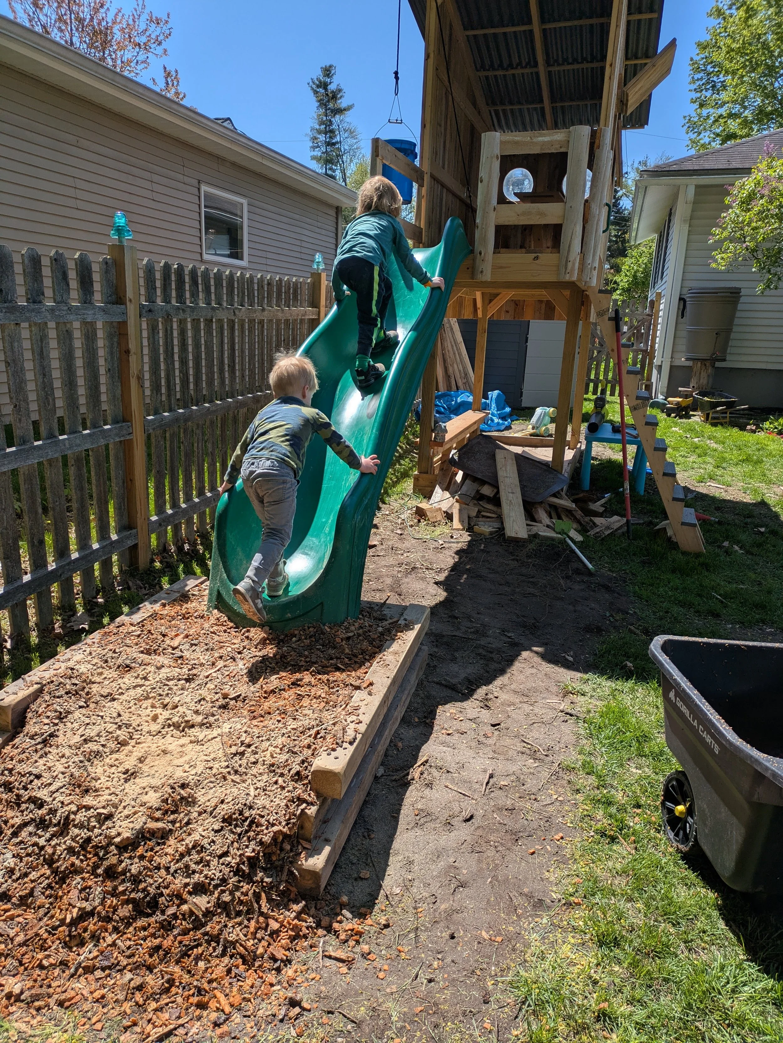 Helpful Neighbor project: slide install