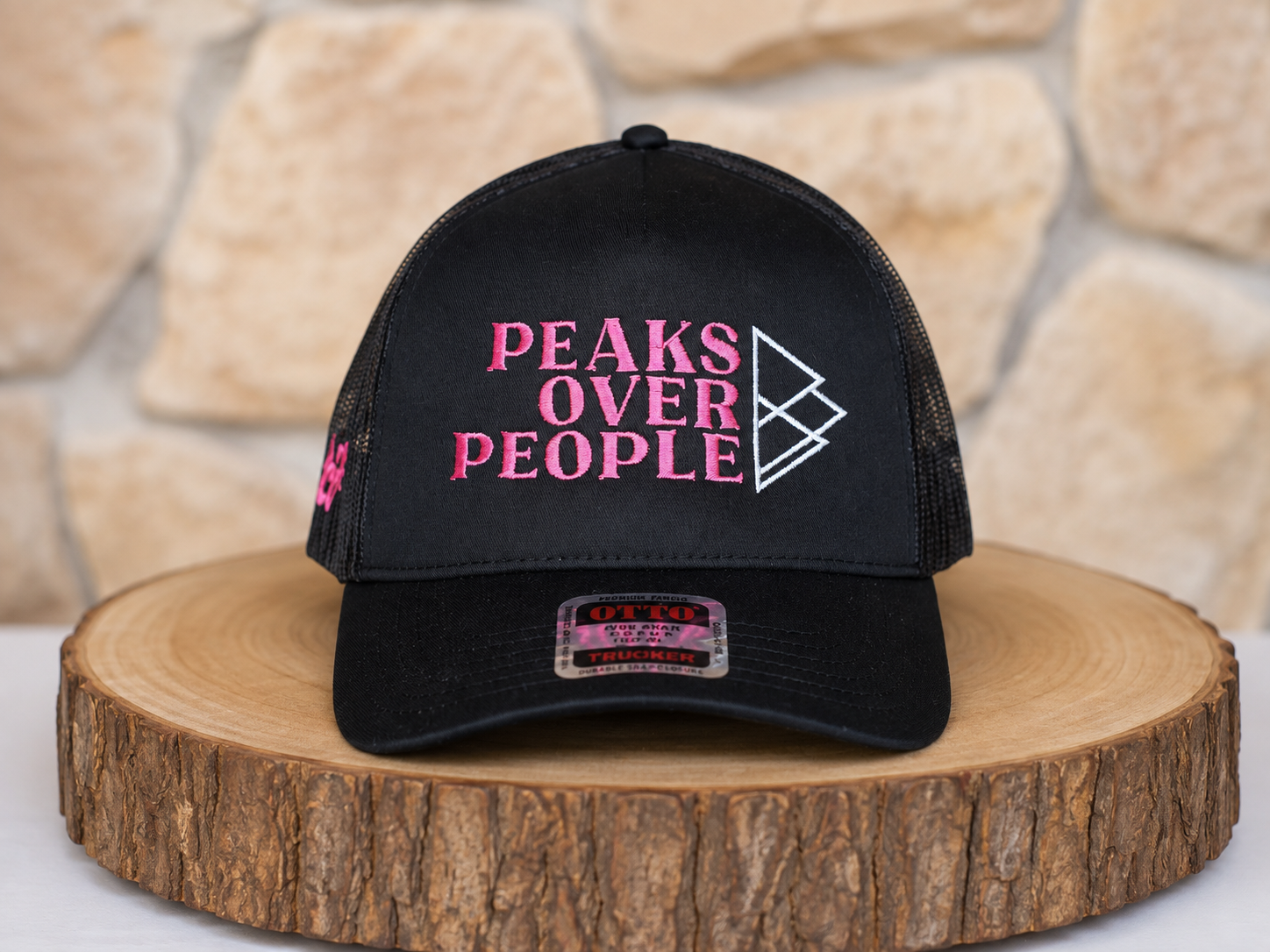 Peaks Over People Hat