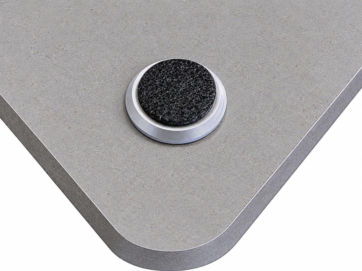 corner showing felt stopper.png