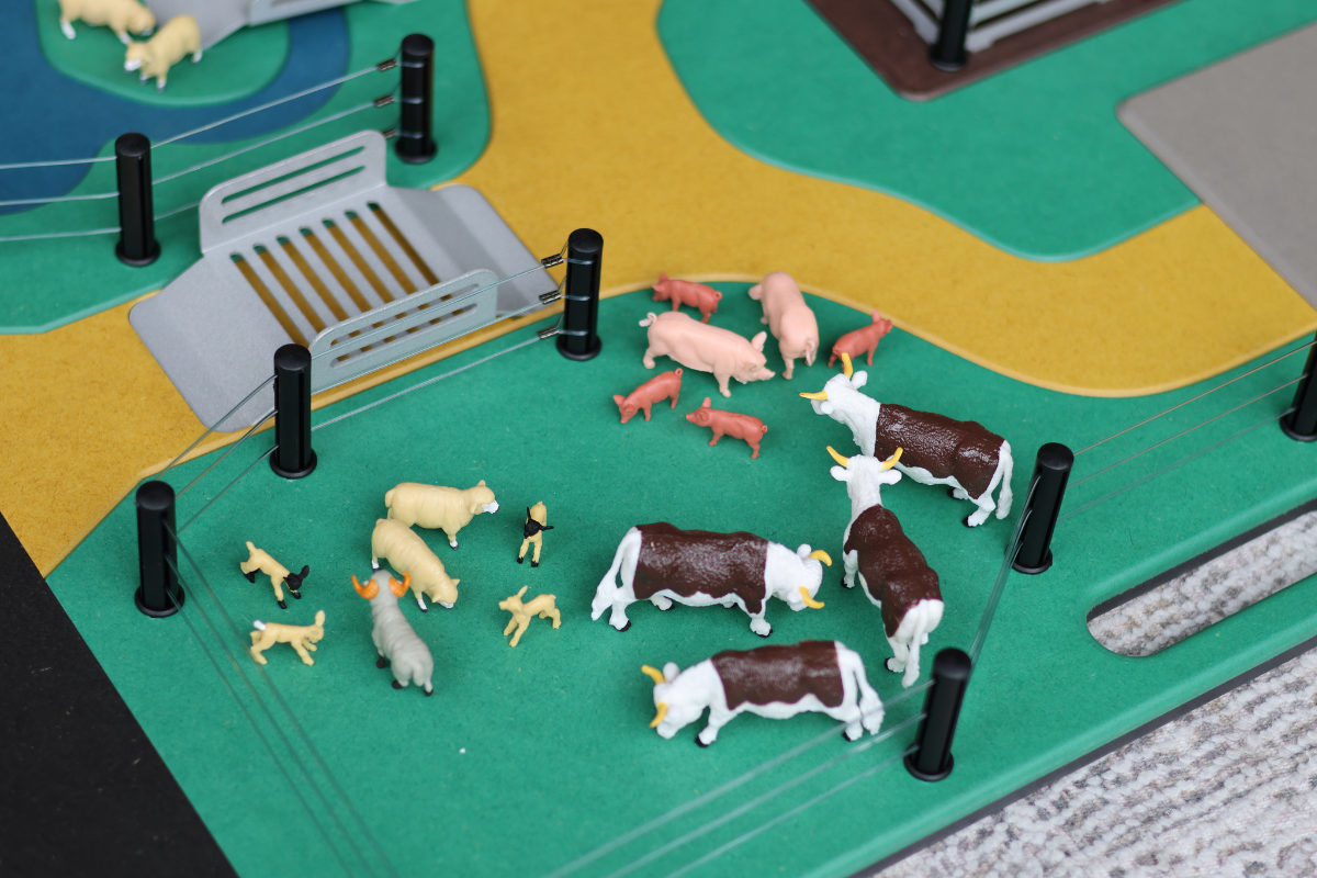 Farm-3D-PlayBoard-Close4.png
