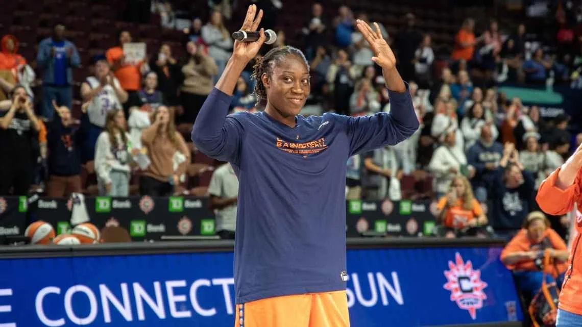 WNBA Legend Announces Retirement