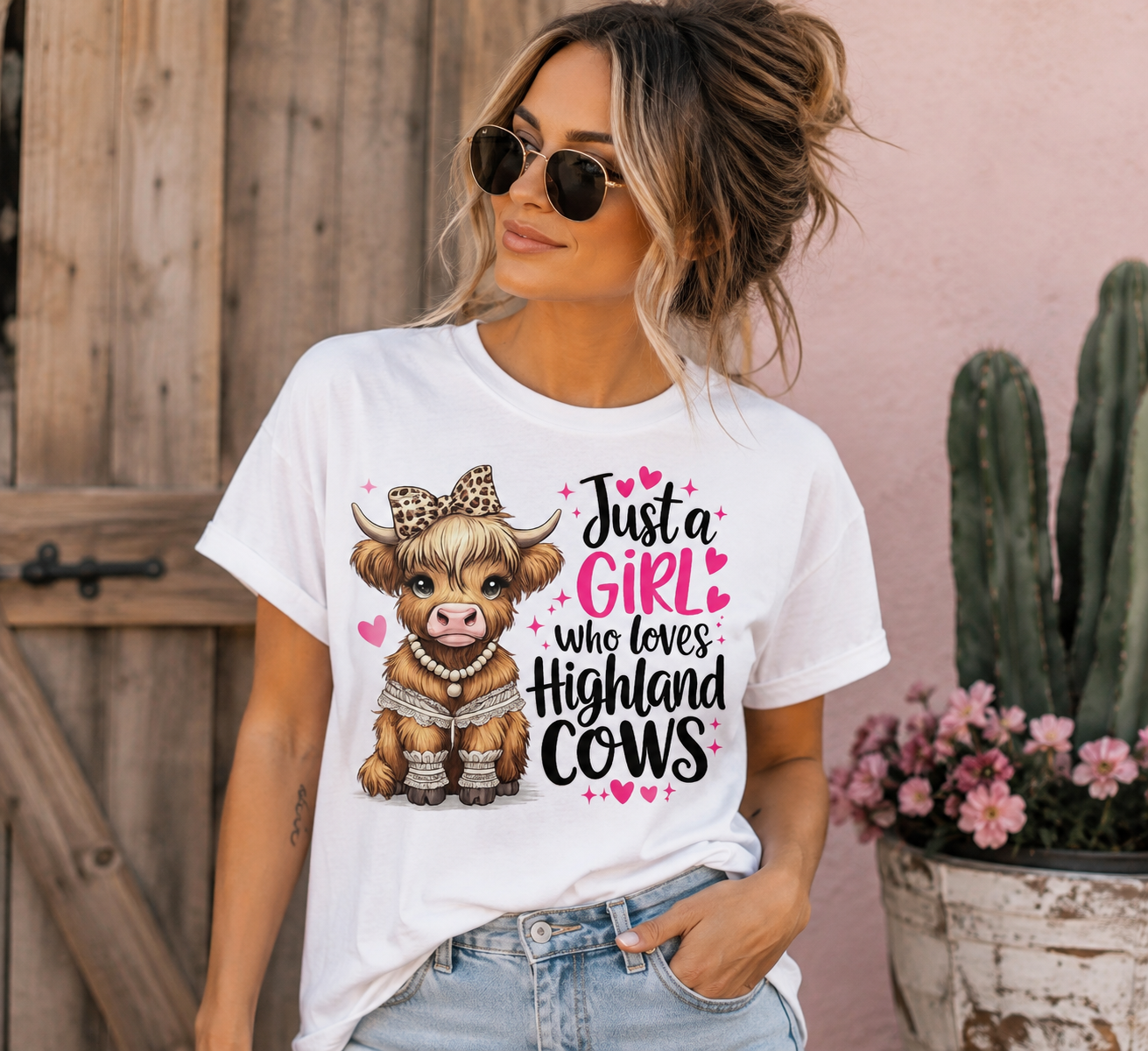 💕 Just a Girl Who Loves Highland Cows Graphic Tee