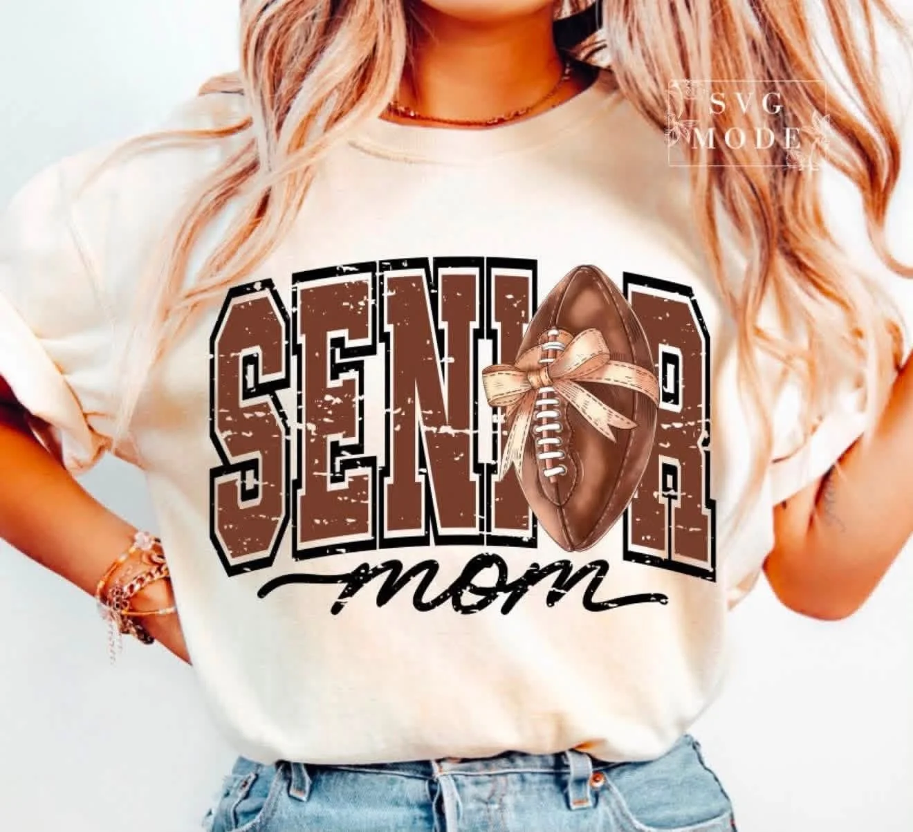 Senior Mom Football Graphic Tee – Proud Football Mom Shirt