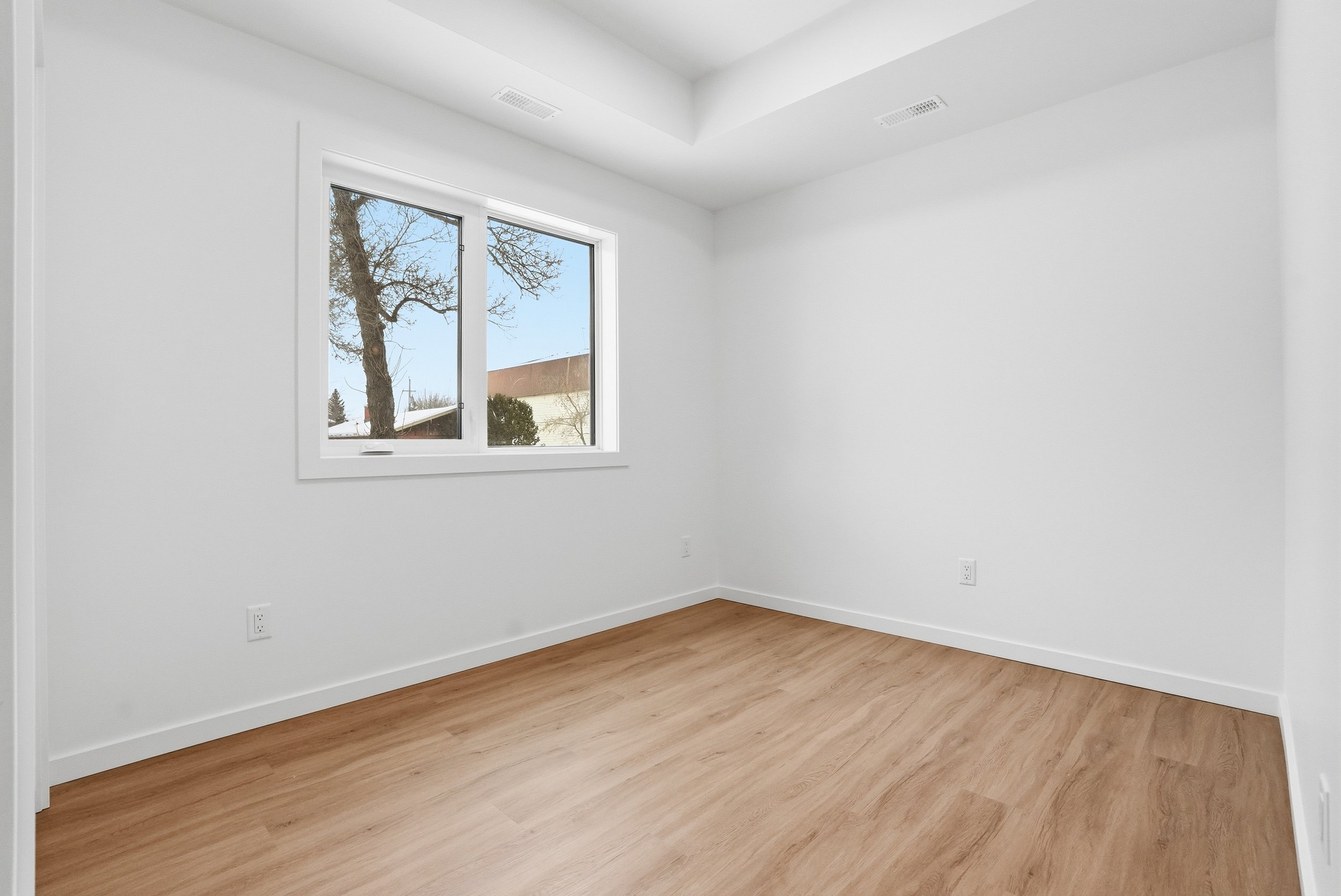 106 110th St W (40 of 170).jpg