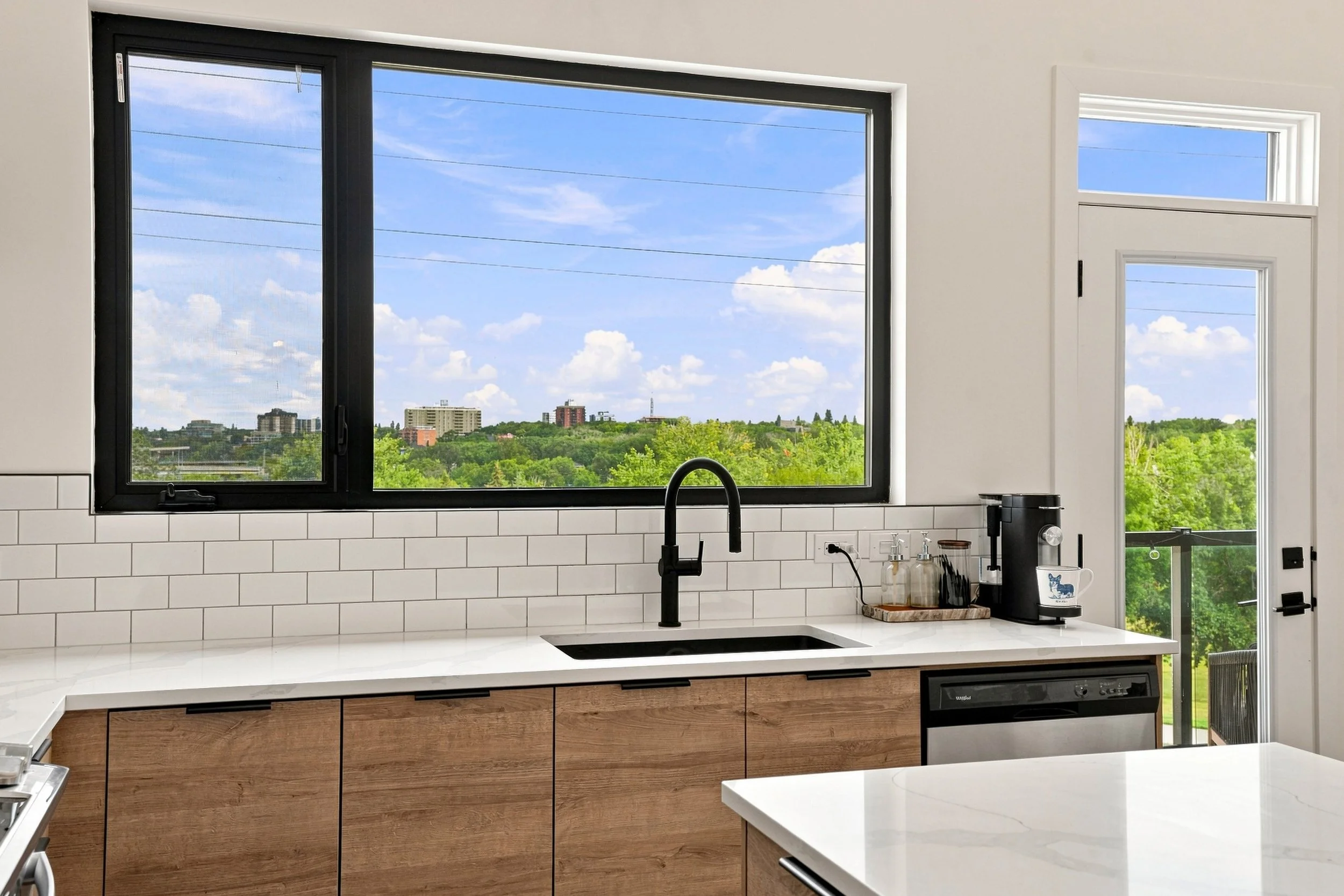 614 Spadina Cres W (12 of 37).jpg