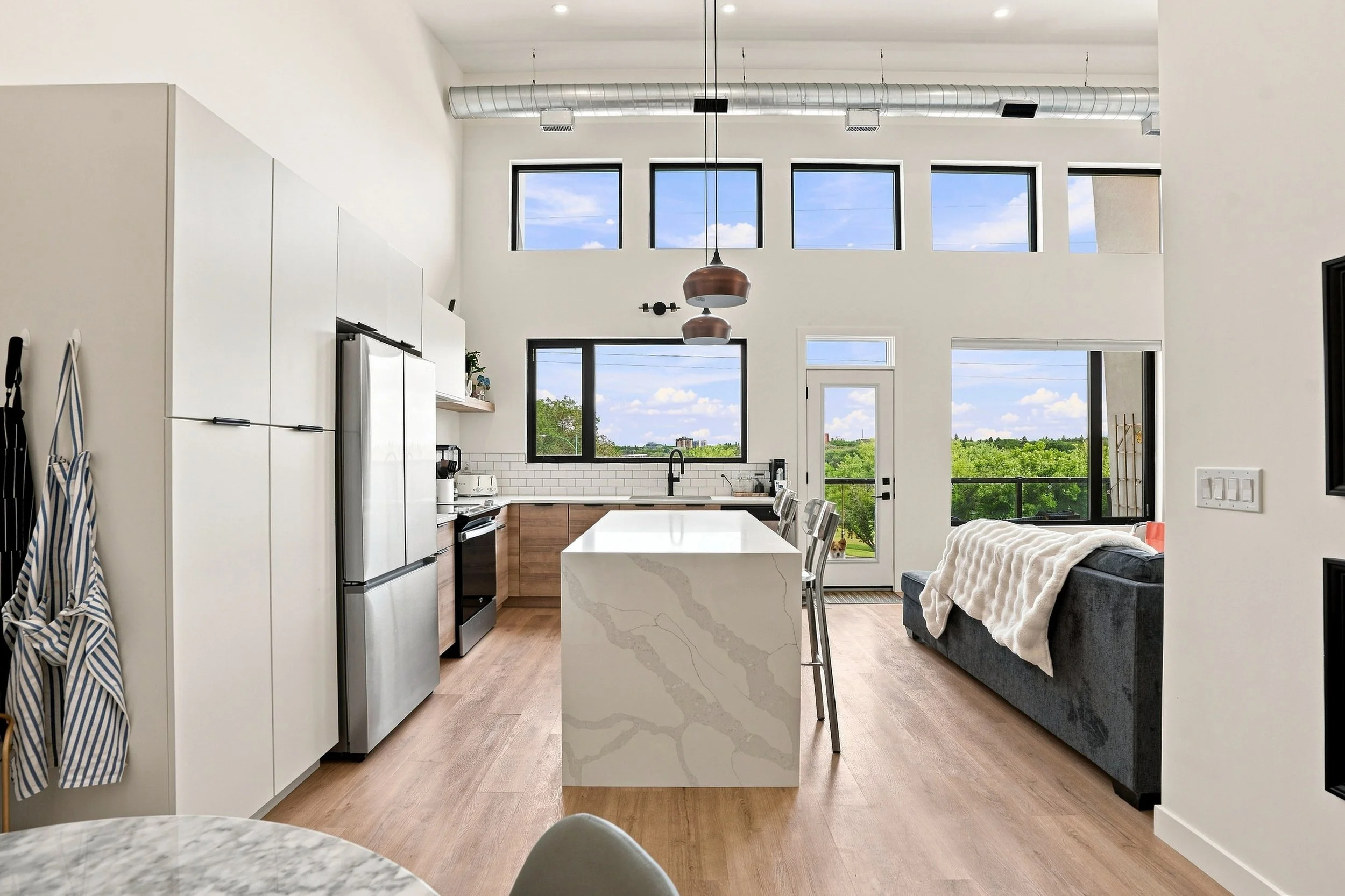 614 Spadina Cres W (9 of 37).jpg