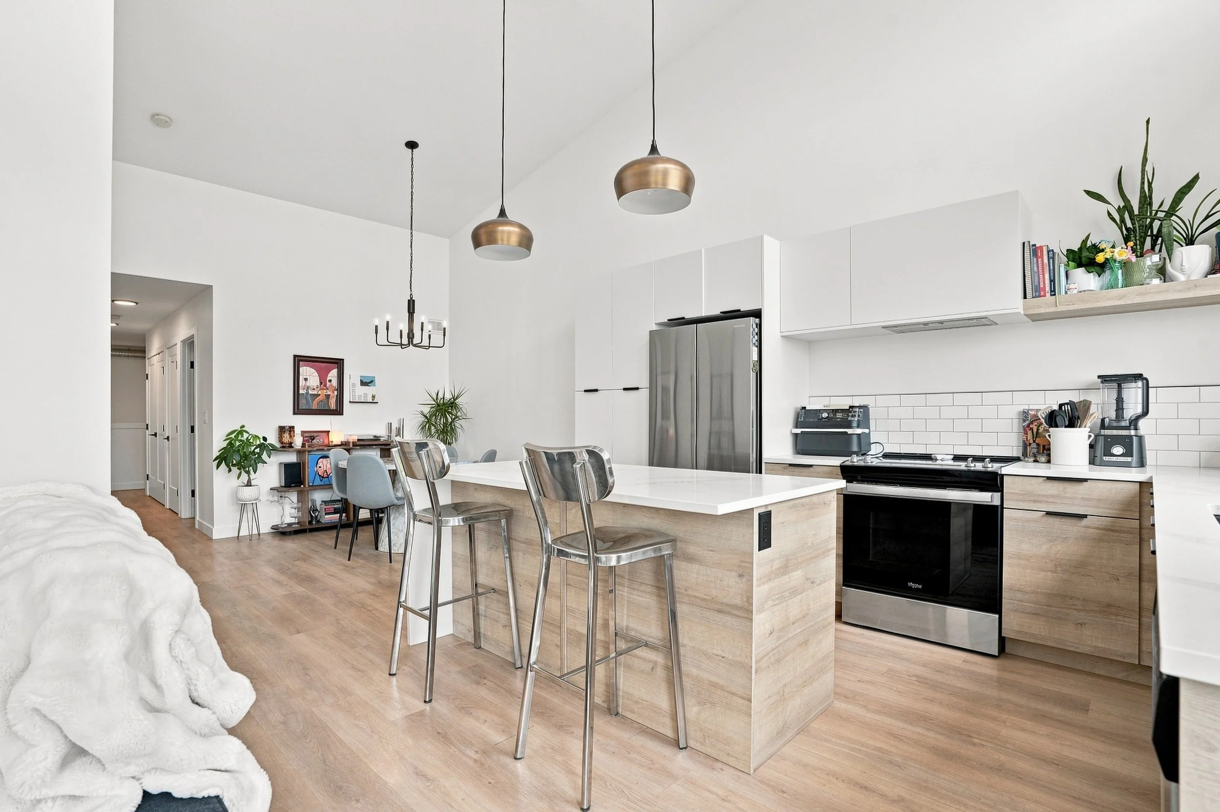 614 Spadina Cres W (14 of 37).jpg