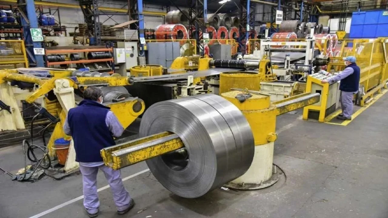 Todo tipo de banda, motoreductores para la Industria Metalúrgica