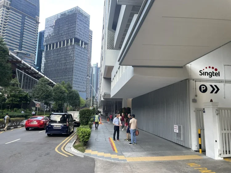 Creative-Dialog-Asia-EGD-Wayfinding-Signtel-Singapore-9.webp