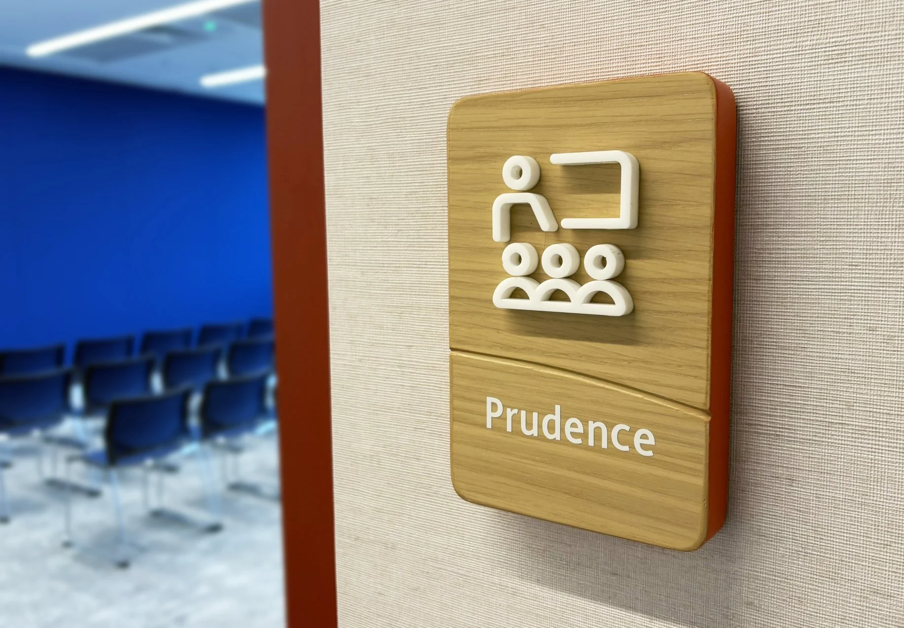 Creative-Dialog-Asia-Prudential-Singapore-EGD-Wayfinding-2.jpg