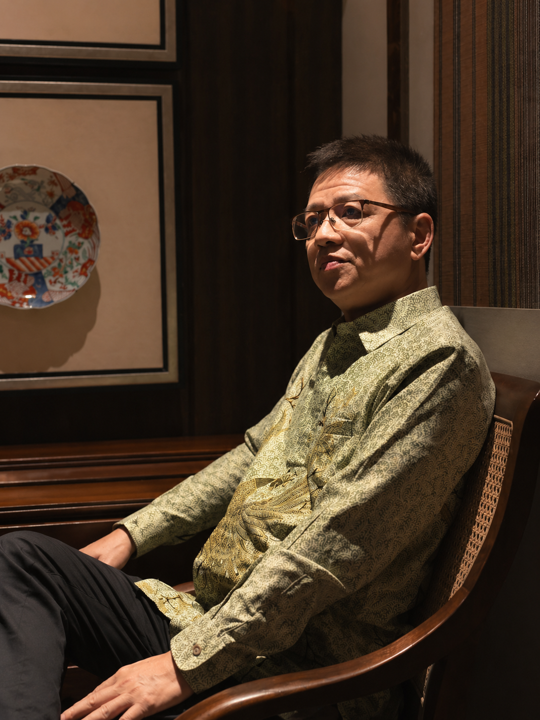 Experienced BaZi practitioner Liang specialising in Four Pillars of Destiny analysis