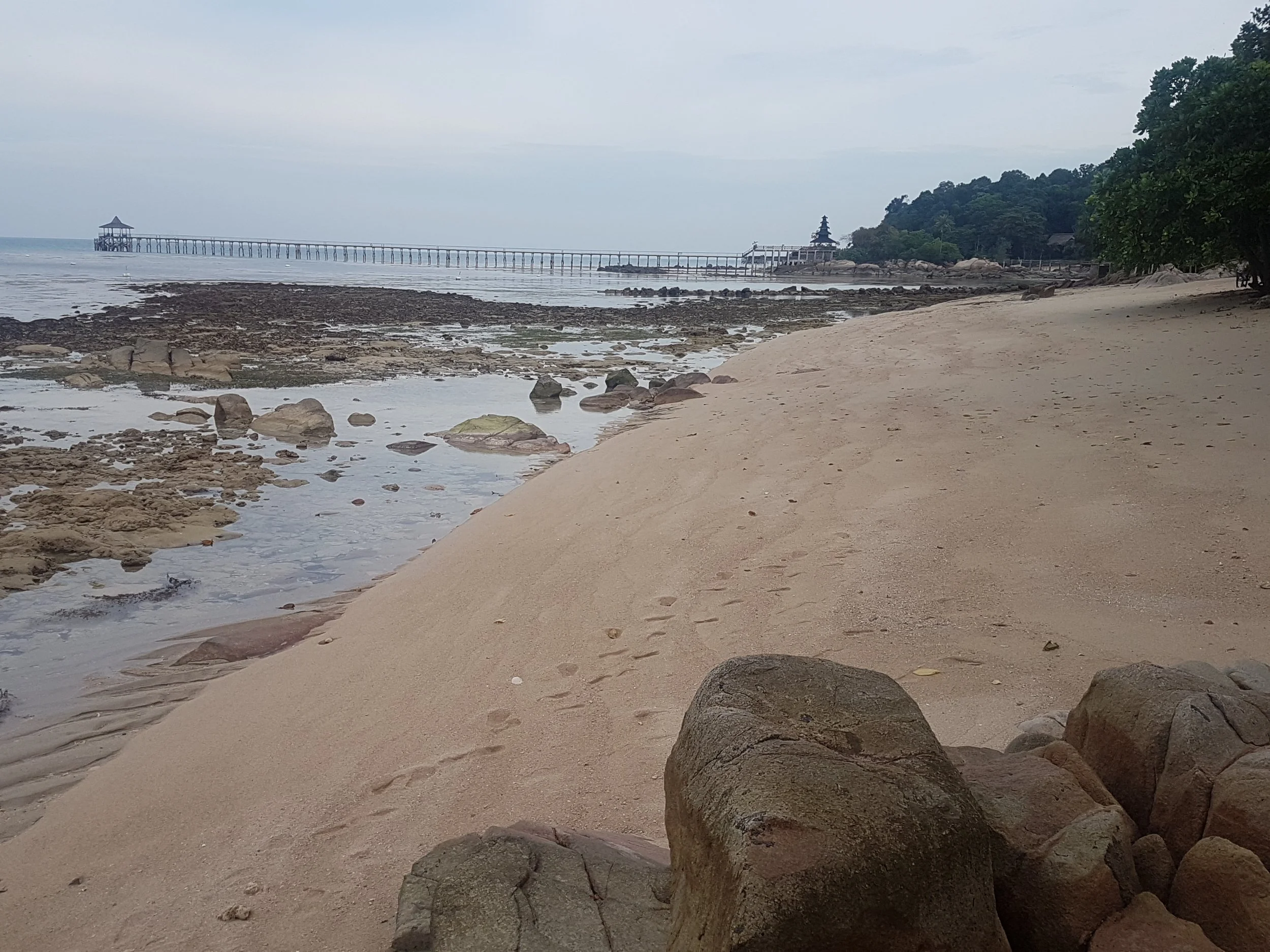 Podróże - Batam. Polski przewodnik.