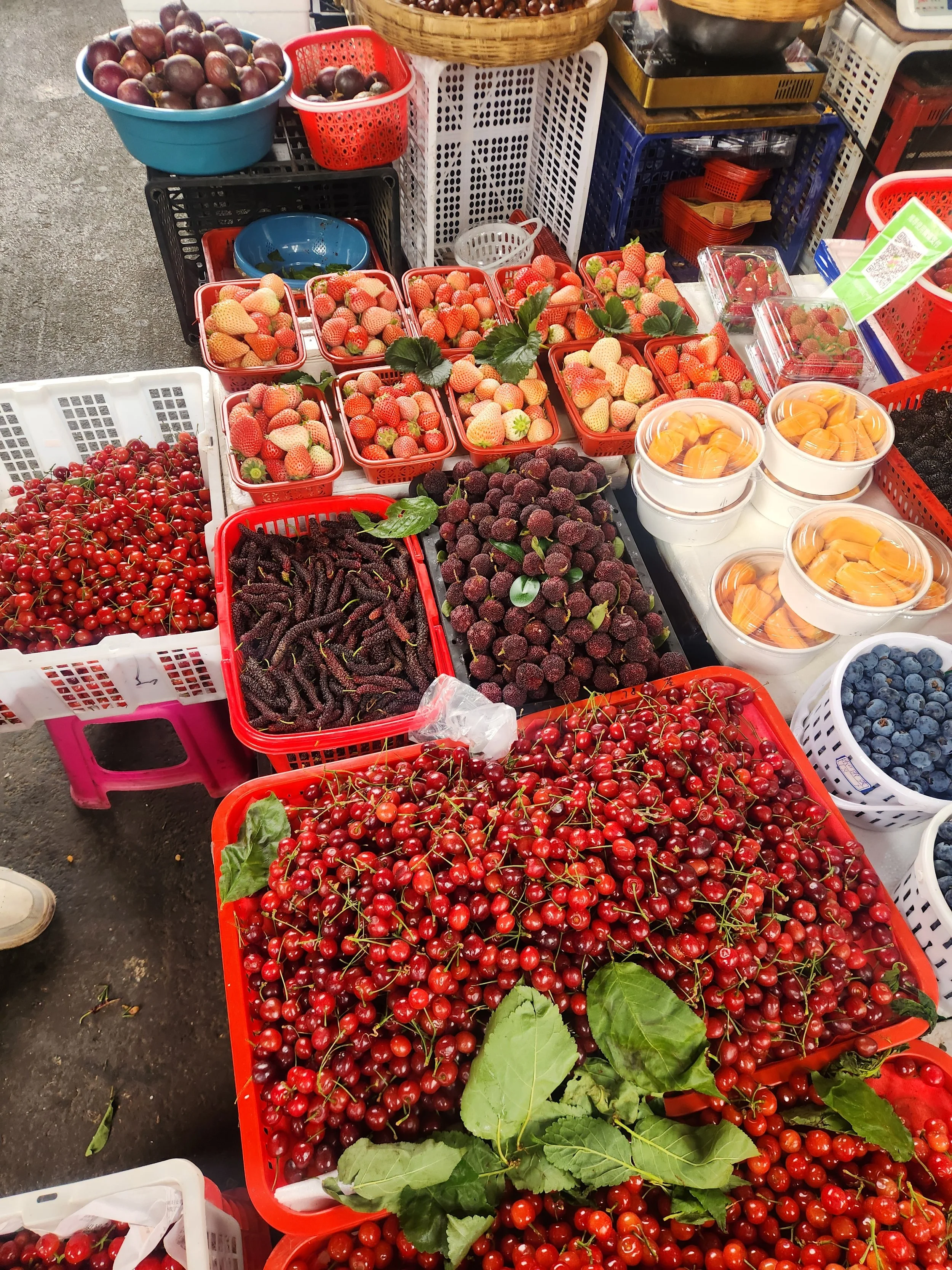 Podróże - Chiny. Polski przewodnik.