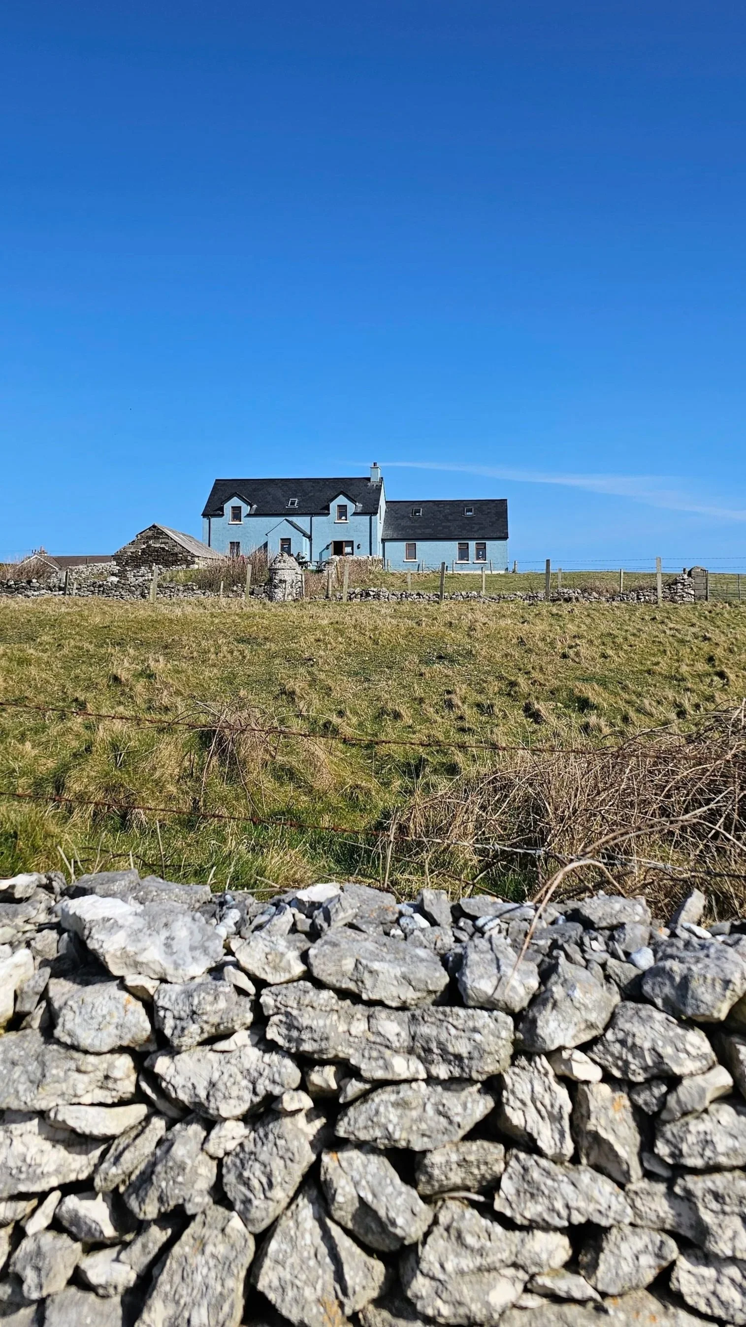Kelp Shore House, a large self-catering holiday home beside the sea on Rathlin Island, Northern Ireland.
